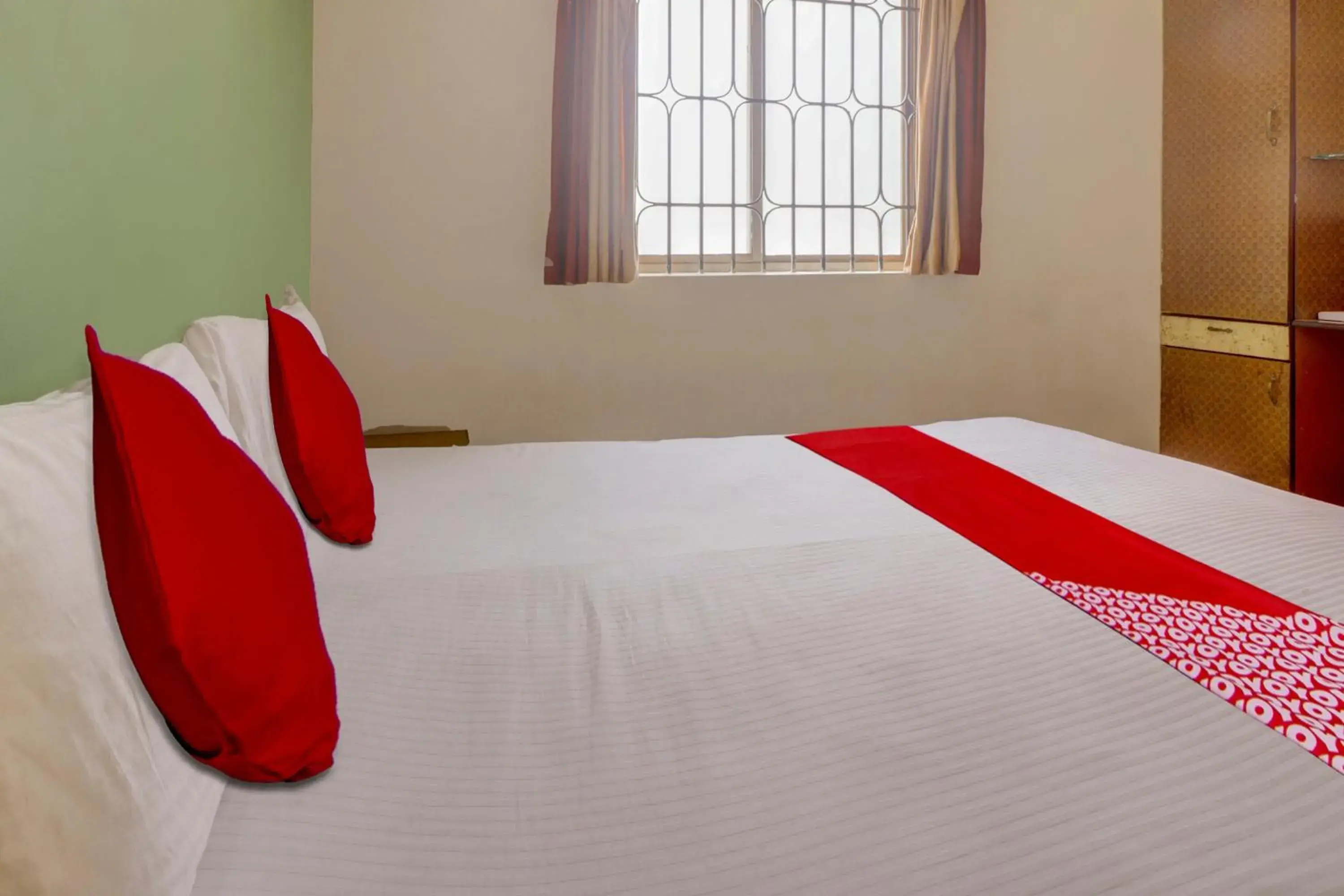 Hotel O Raj Comforts Hotel O Raj Comforts