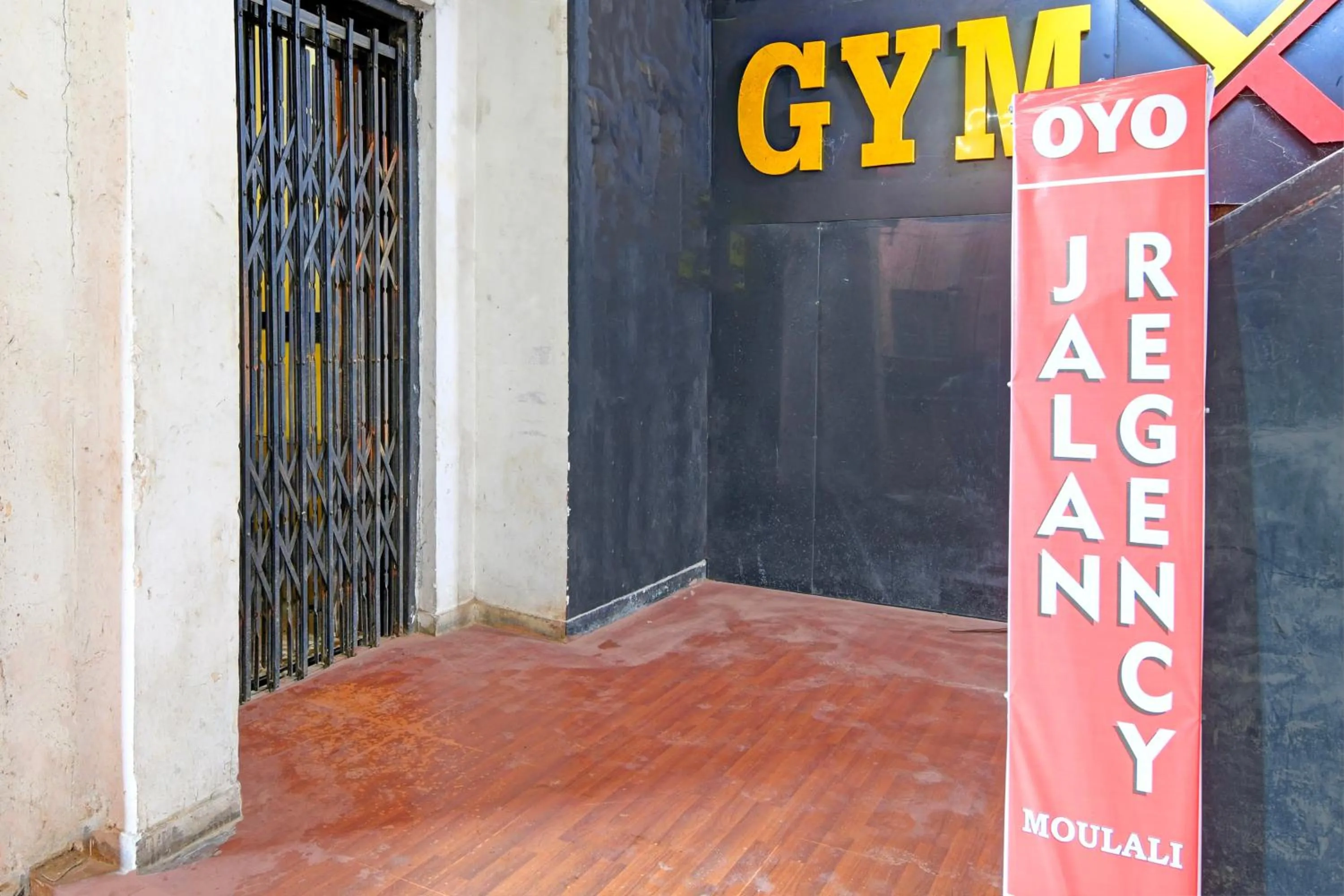 Facade/entrance in Hotel O Jalan Regency