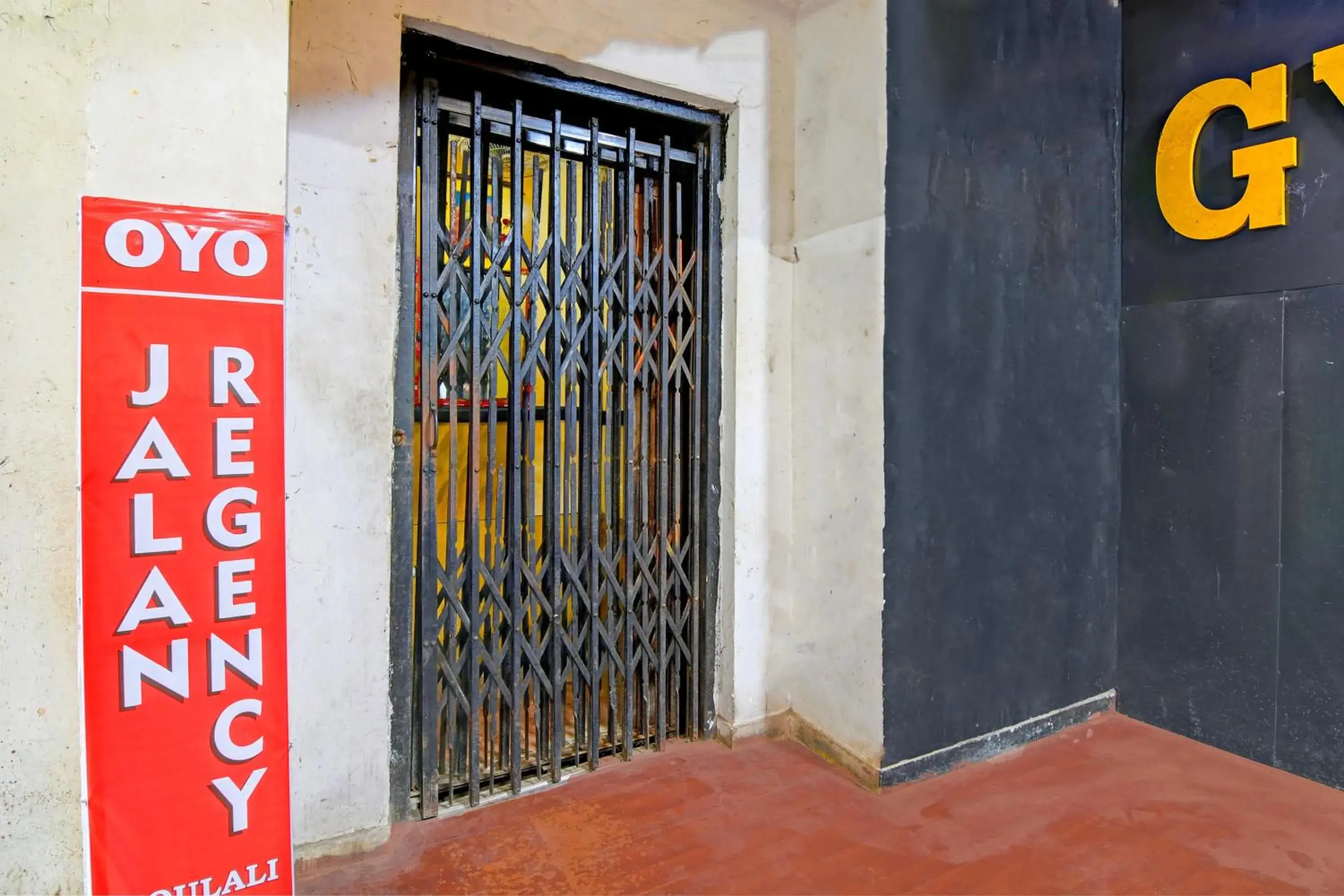 Facade/entrance in Hotel O Jalan Regency Facade/entrance in Hotel O Jalan Regency