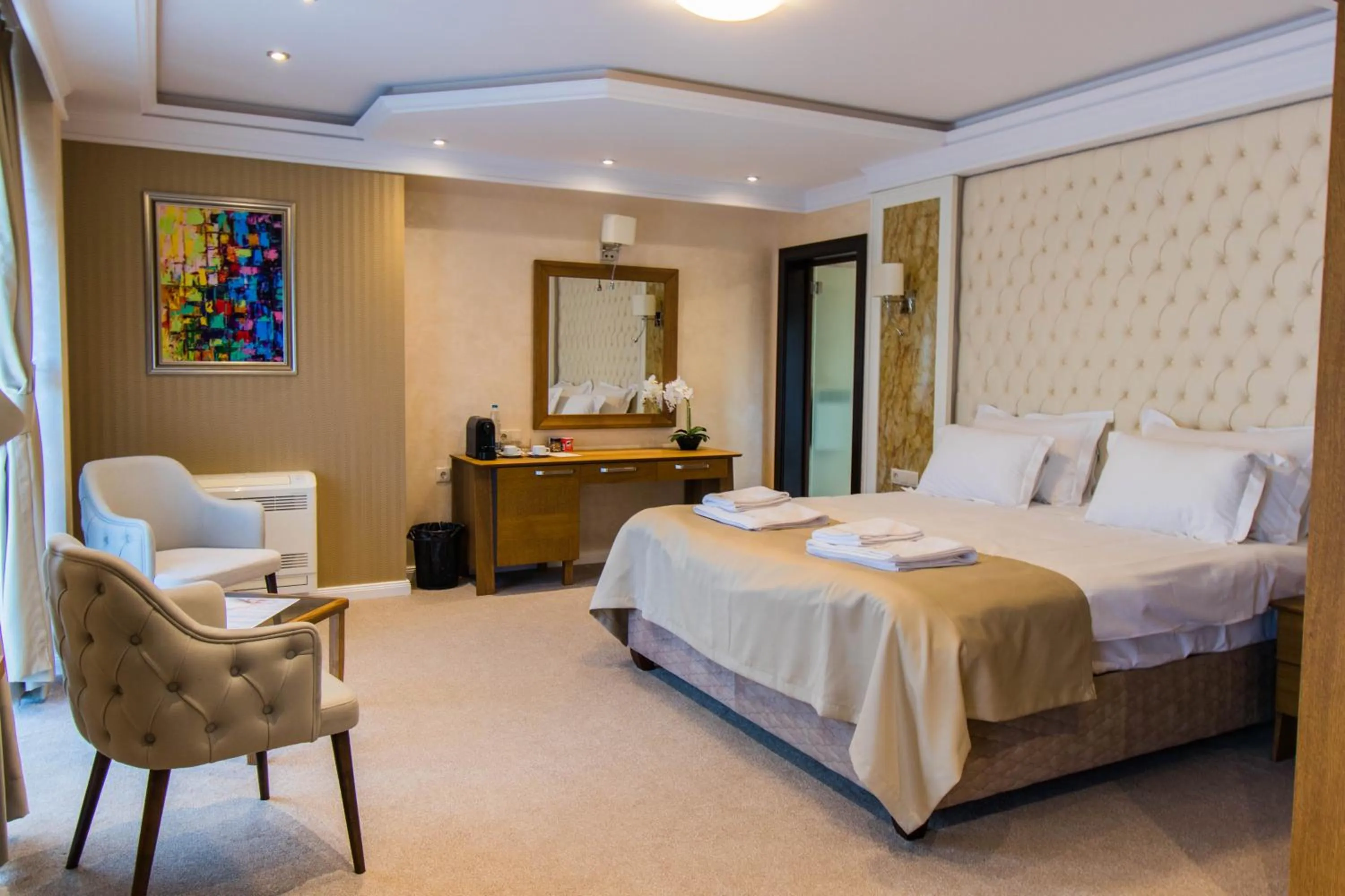 Bedroom, Bed in Hotel Bohemi