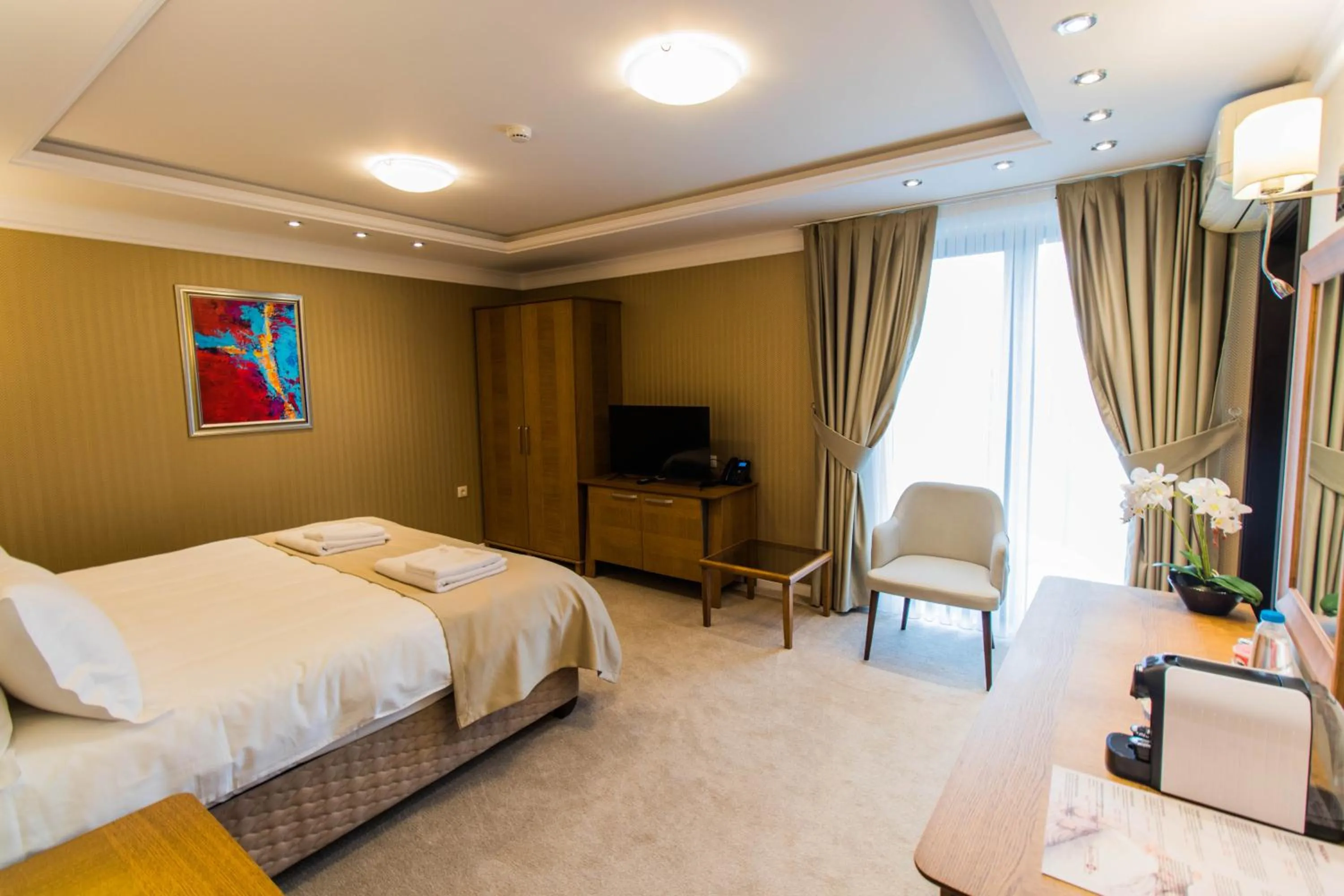 Bedroom, Bed in Hotel Bohemi