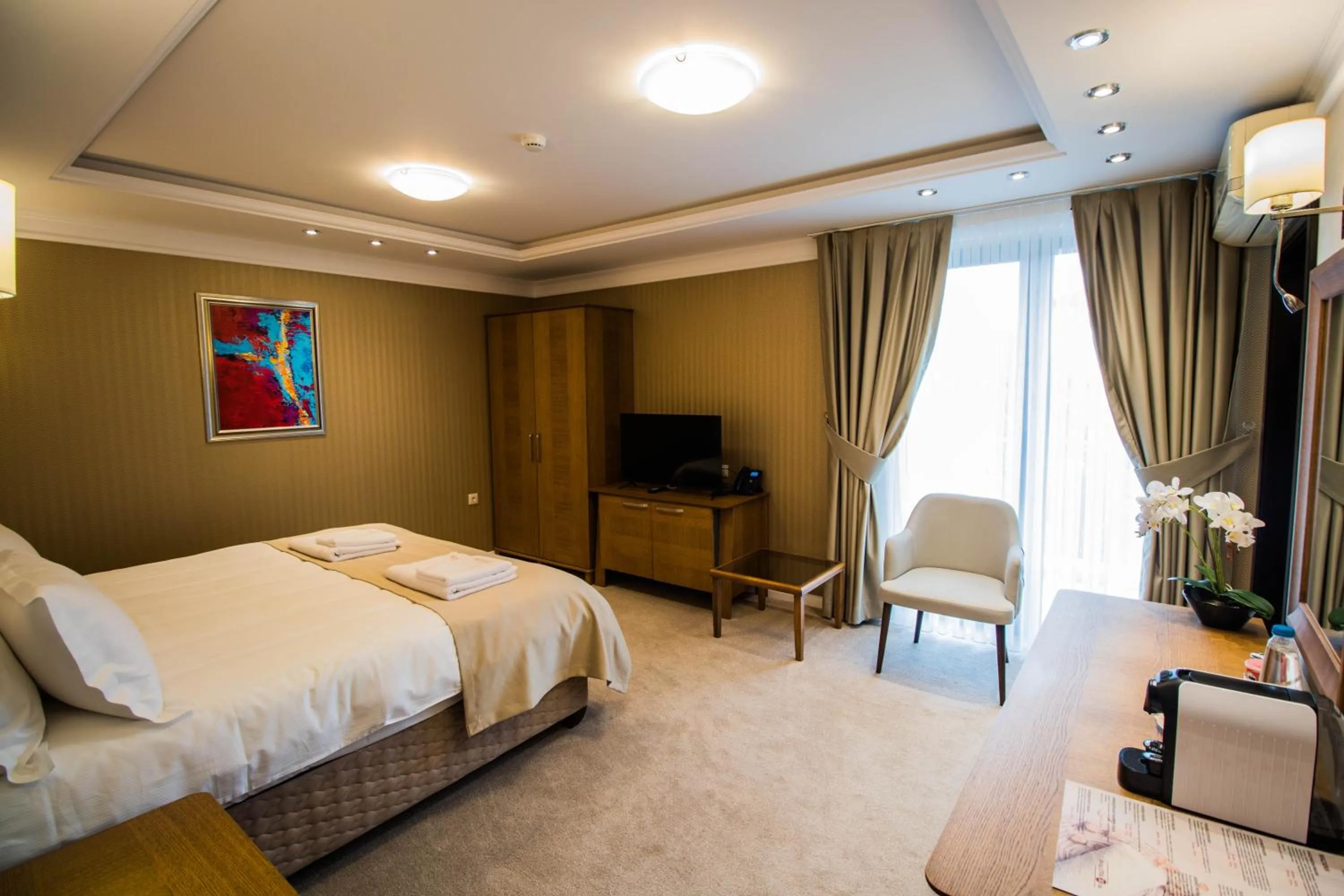 Bedroom, Bed in Hotel Bohemi