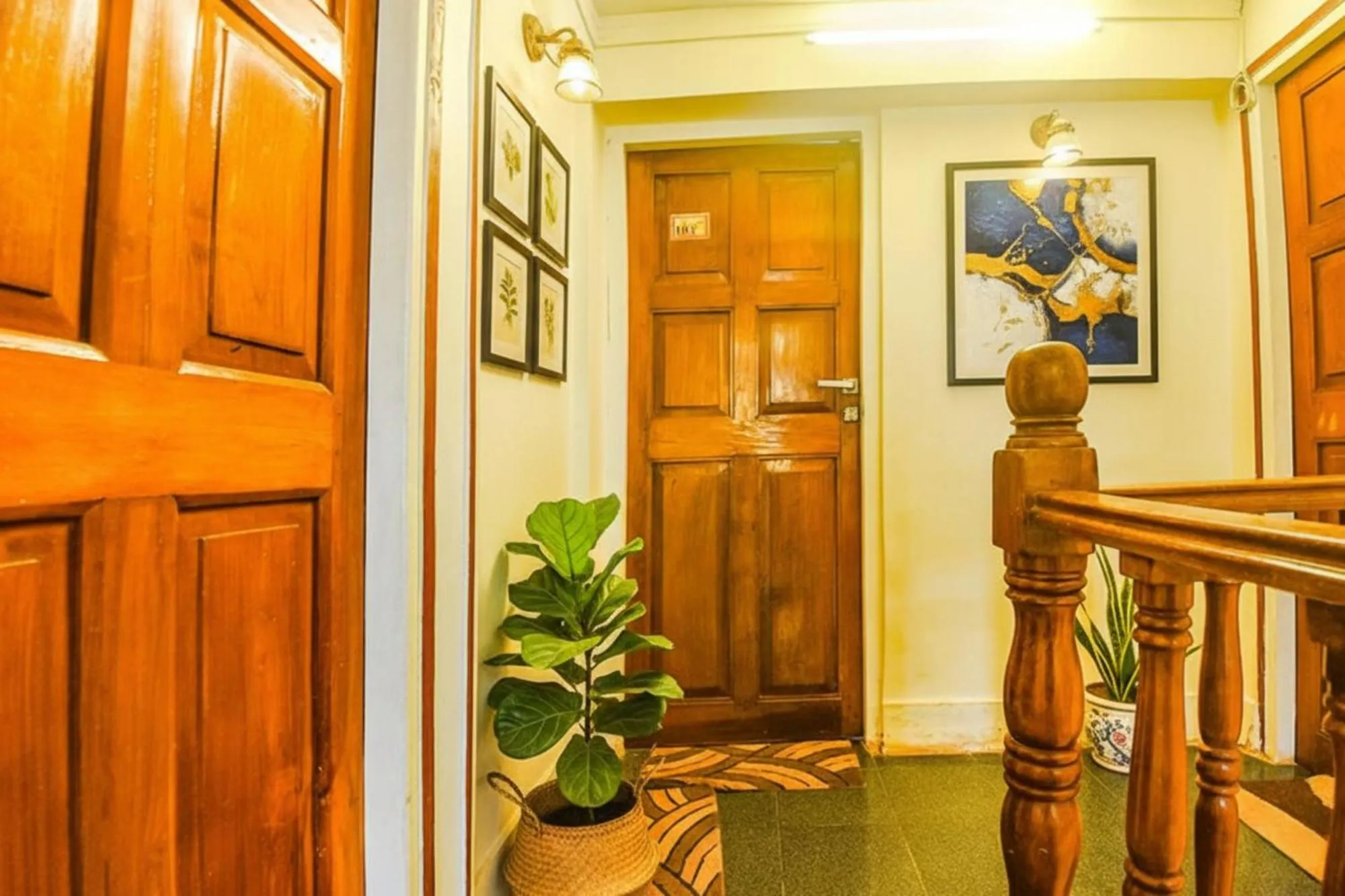 Lobby or reception in FabExpress Royal Baga Residency - 500m From Baga Beach