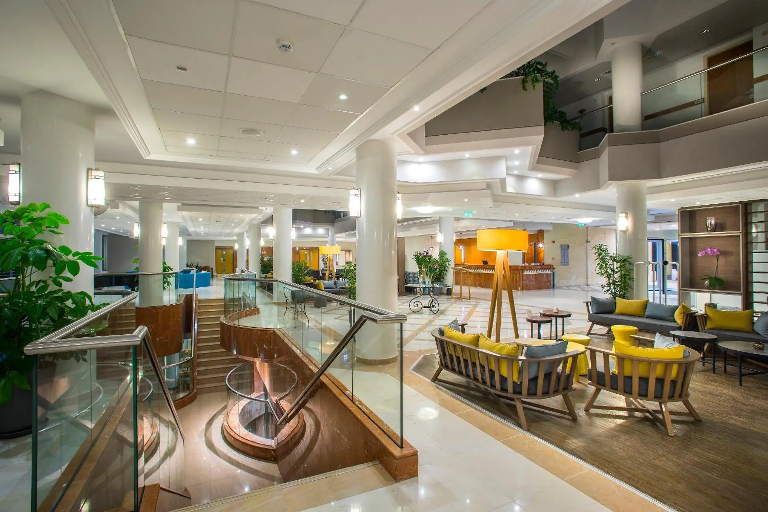 Lounge or bar in Leonardo Cypria Bay Lounge or bar in Leonardo Cypria Bay