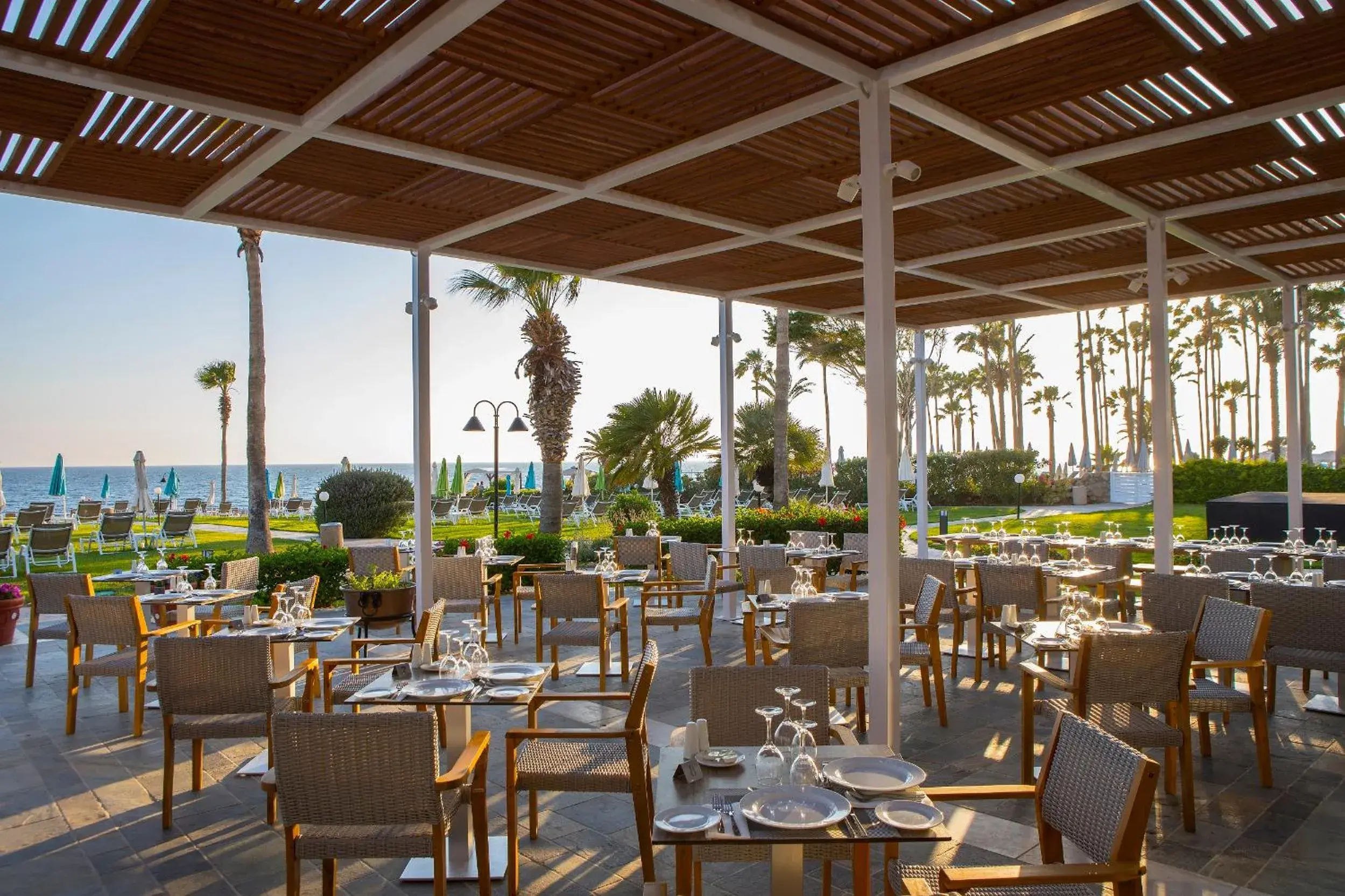 Restaurant/places to eat in Leonardo Cypria Bay Restaurant/places to eat in Leonardo Cypria Bay