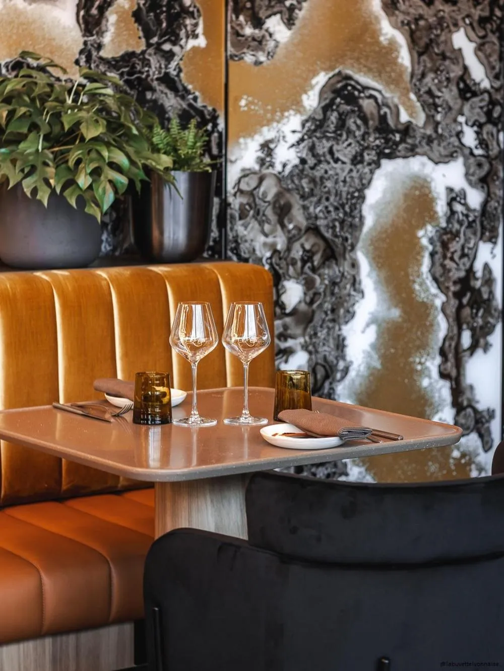 Restaurant/places to eat in Pullman Lyon