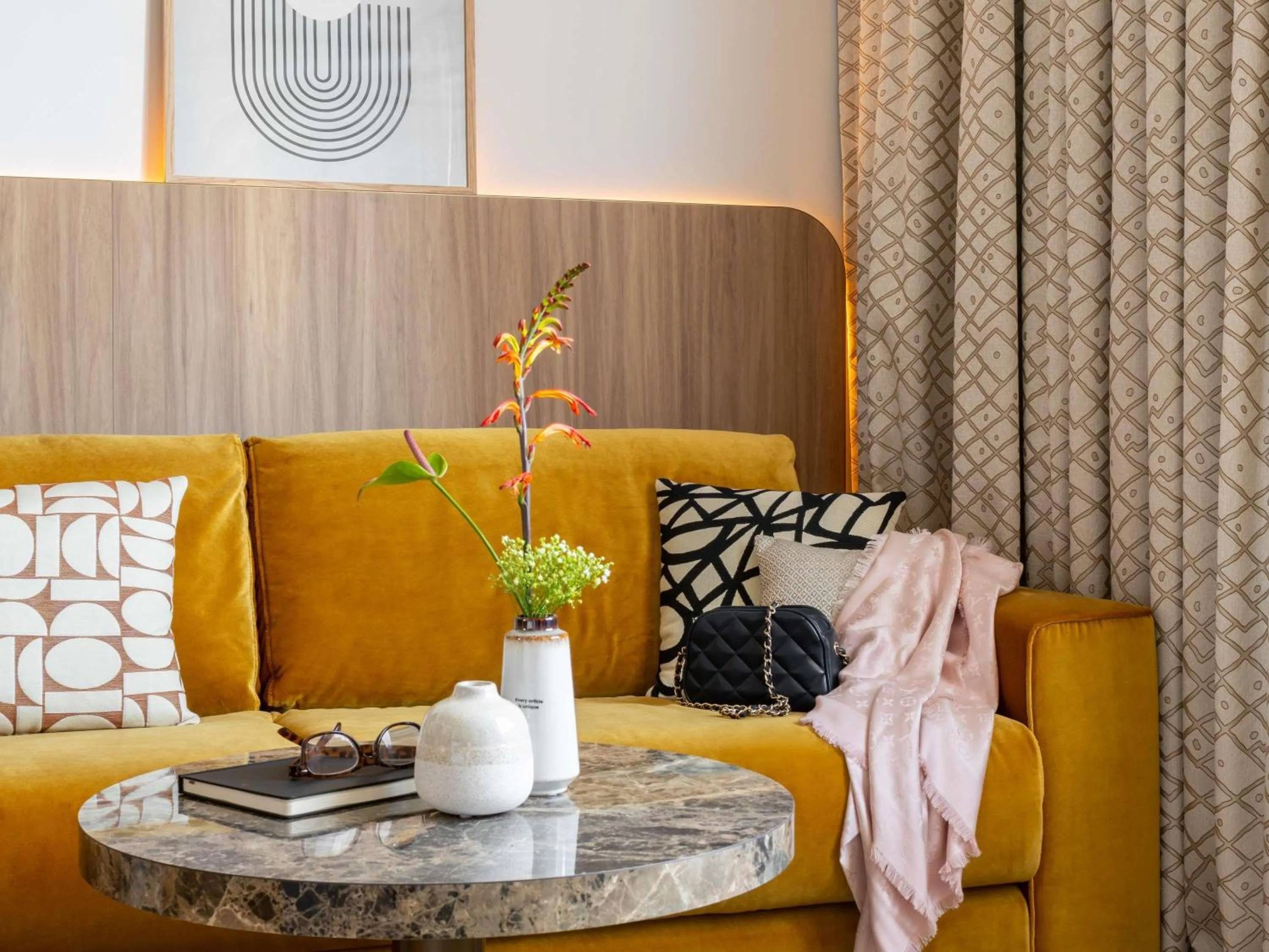 Bedroom in Pullman Lyon