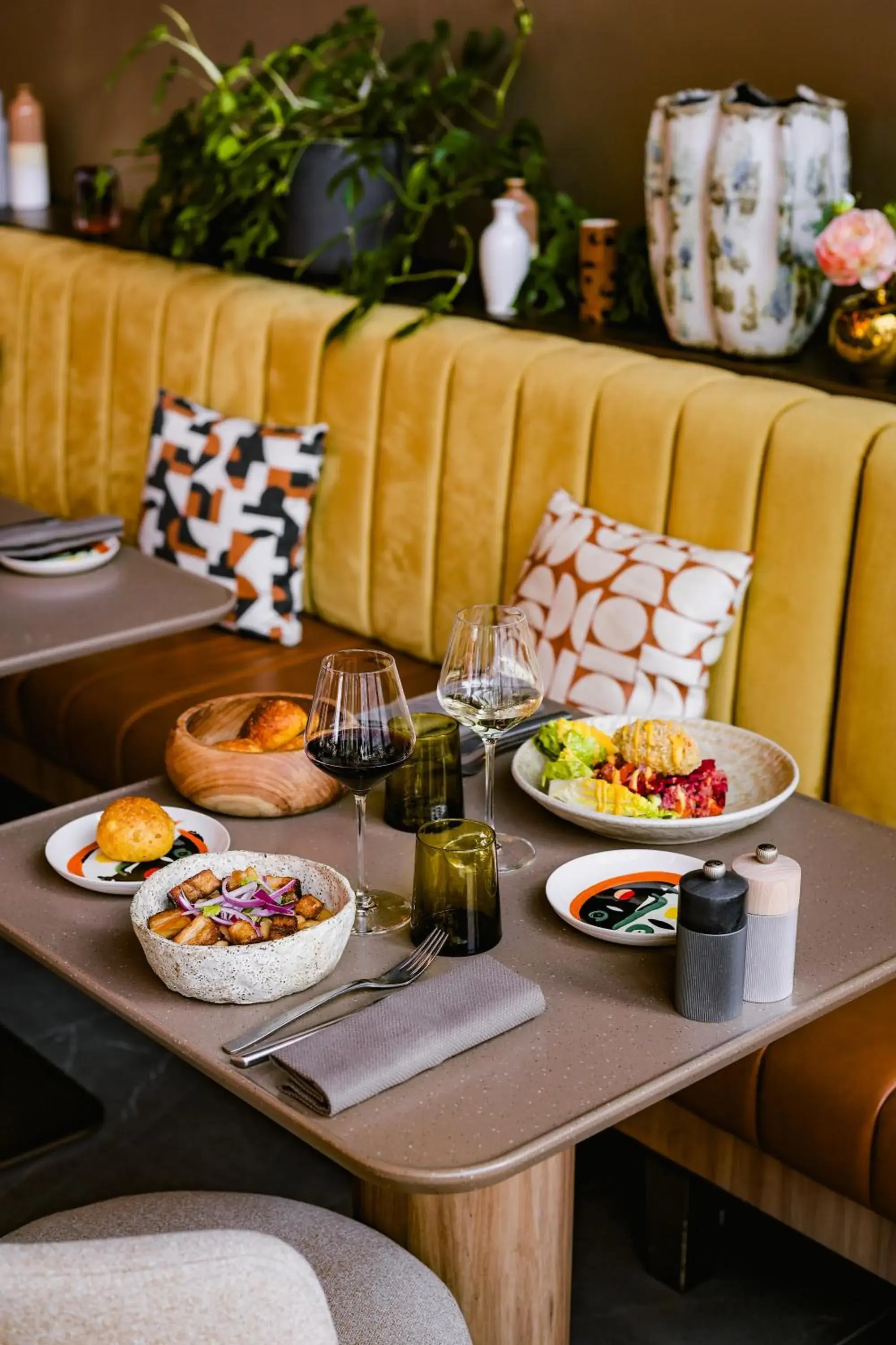 Restaurant/places to eat in Pullman Lyon Restaurant/places to eat in Pullman Lyon