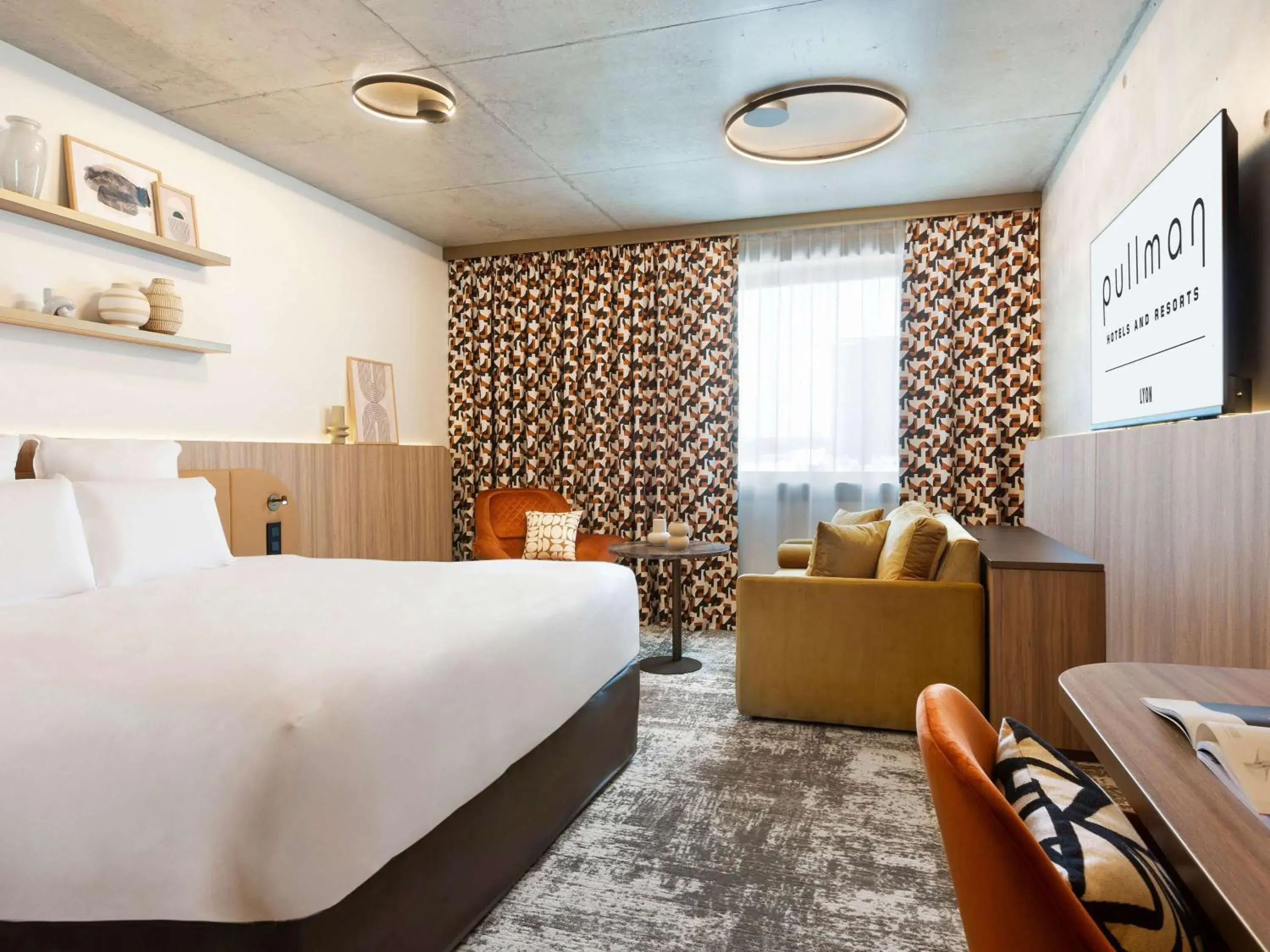 Executive Double Room with One Double Bed and One Sofa Bed in Pullman Lyon Executive Double Room with One Double Bed and One Sofa Bed in Pullman Lyon