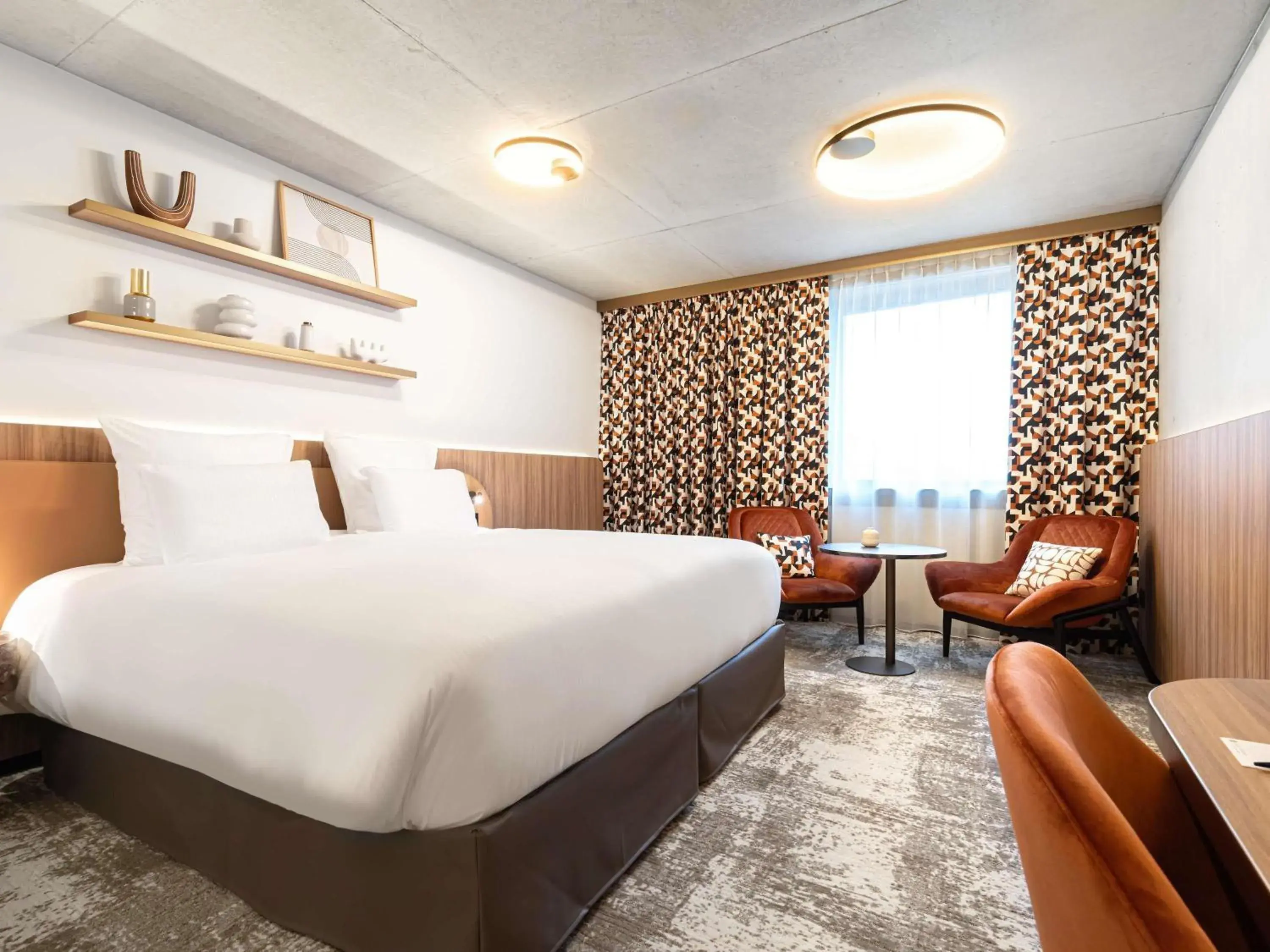 Superior King Room in Pullman Lyon Superior King Room in Pullman Lyon