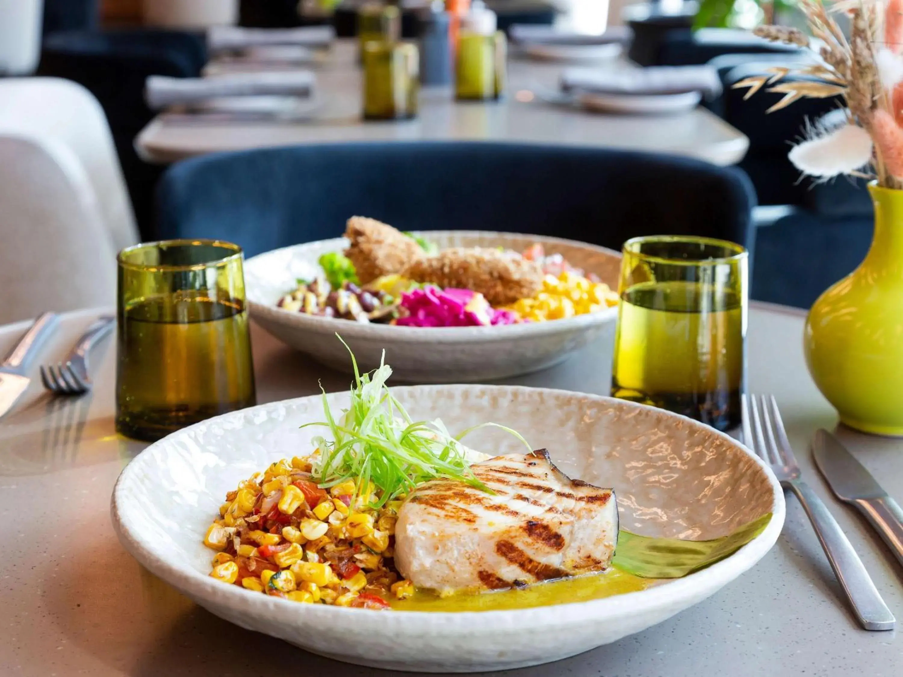 Restaurant/places to eat in Pullman Lyon Restaurant/places to eat in Pullman Lyon