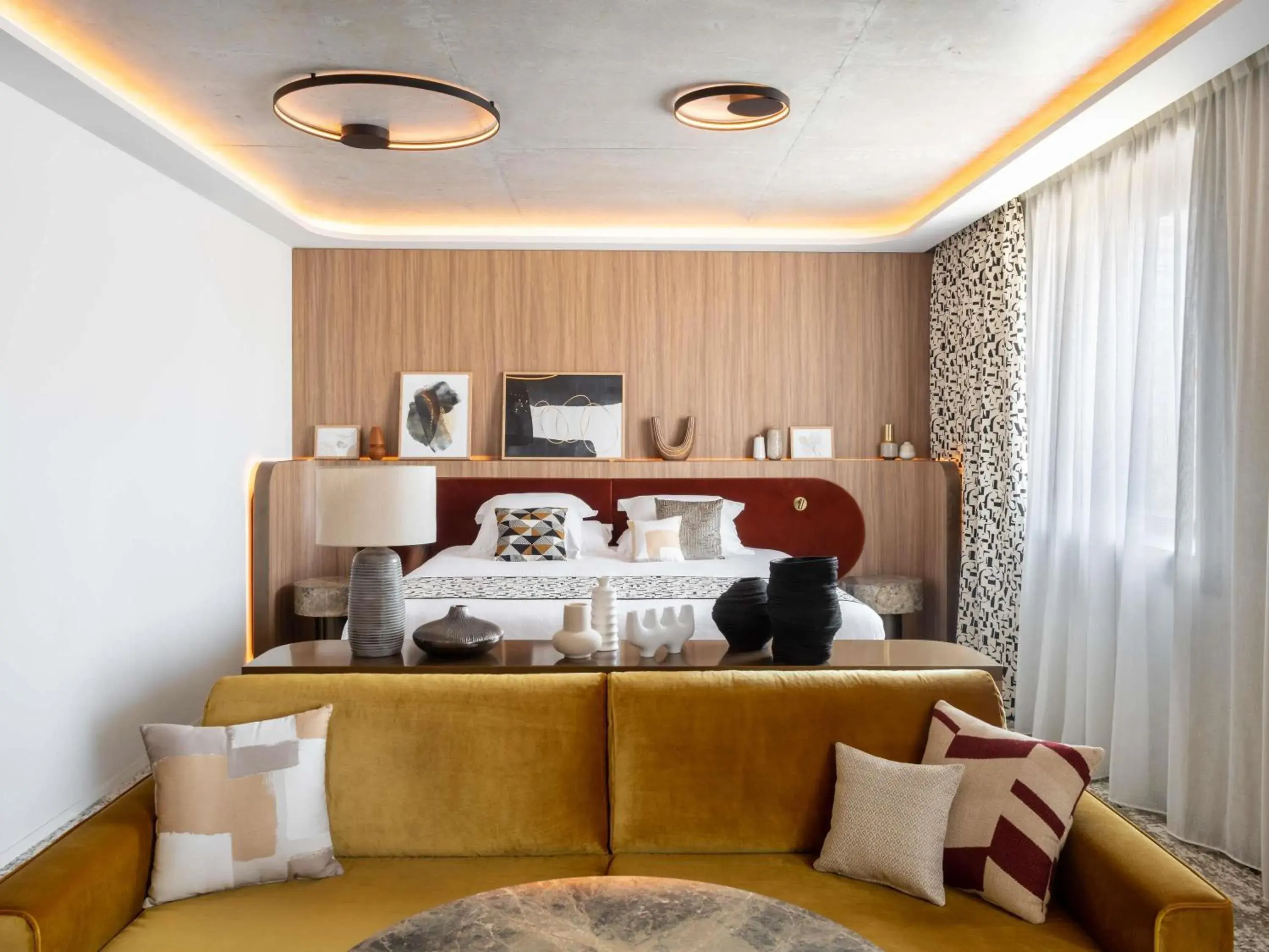 Junior Suite with King Bed and Sofa Bed in Pullman Lyon Junior Suite with King Bed and Sofa Bed in Pullman Lyon