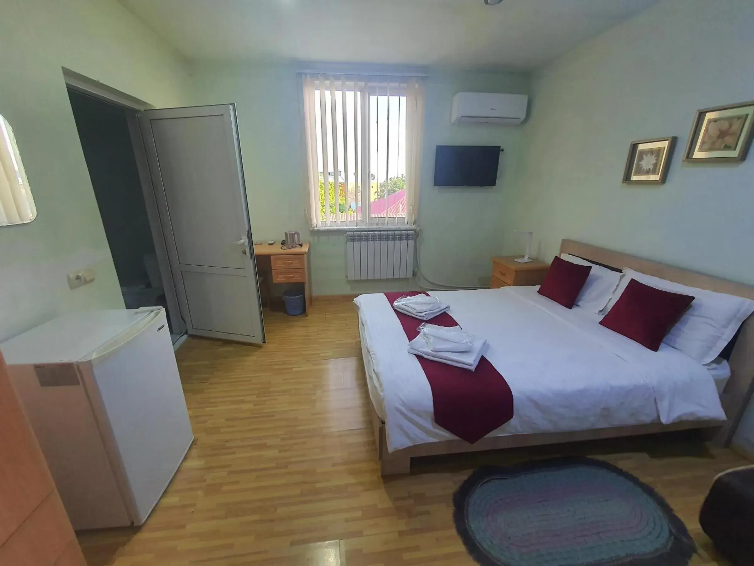 Standard Double or Twin Room in Kesabella Touristic House Standard Double or Twin Room in Kesabella Touristic House