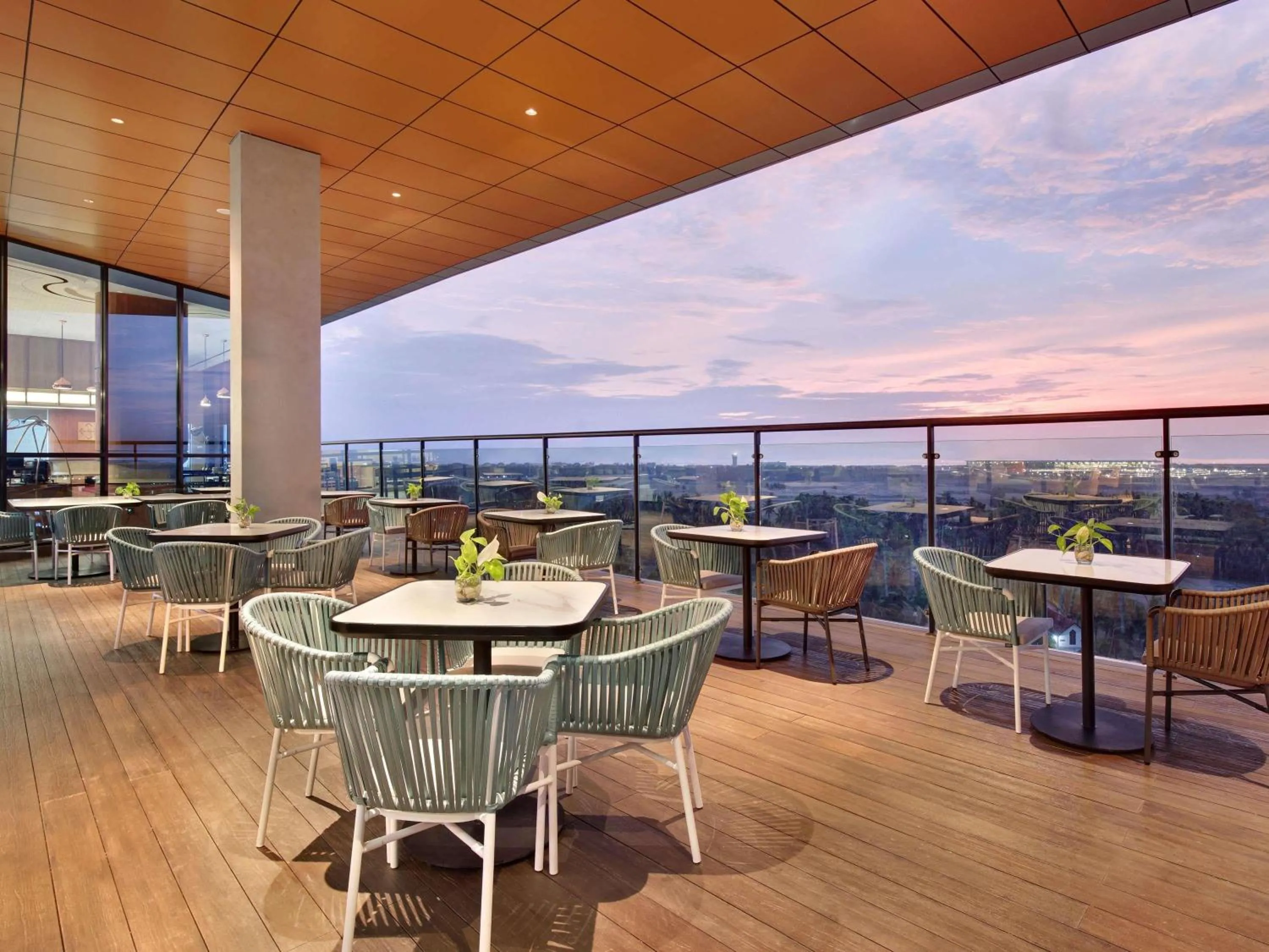 Restaurant/places to eat in Novotel Yogyakarta International Airport Kulon Progo