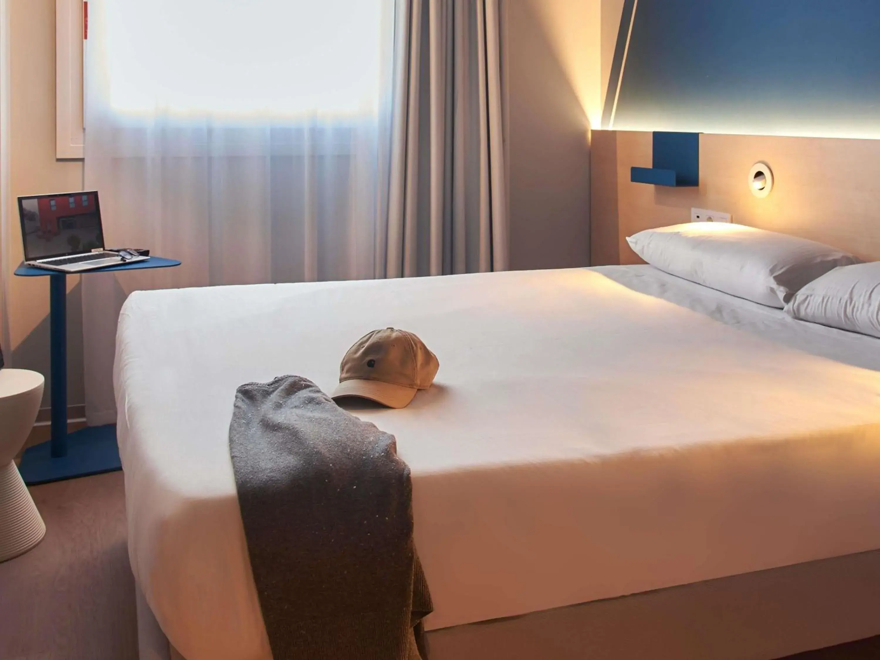 Standard Double Room in Ibis budget Vitoria Gasteiz Standard Double Room in Ibis budget Vitoria Gasteiz