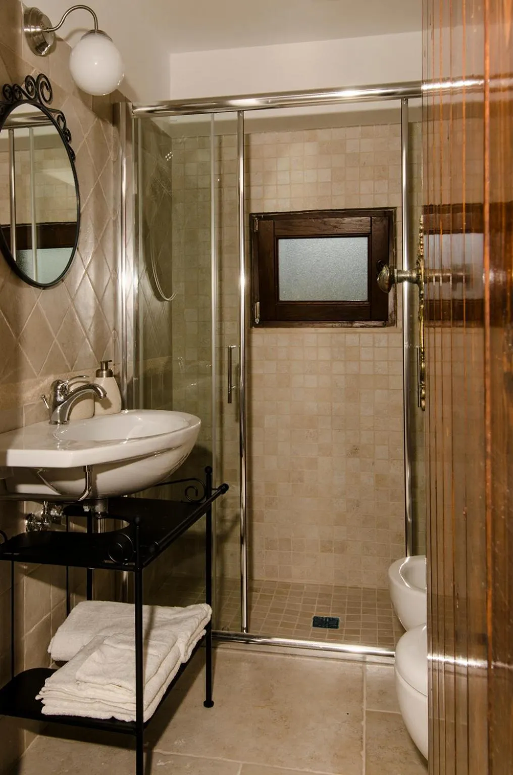 Shower in Masseria Mazzalorsa