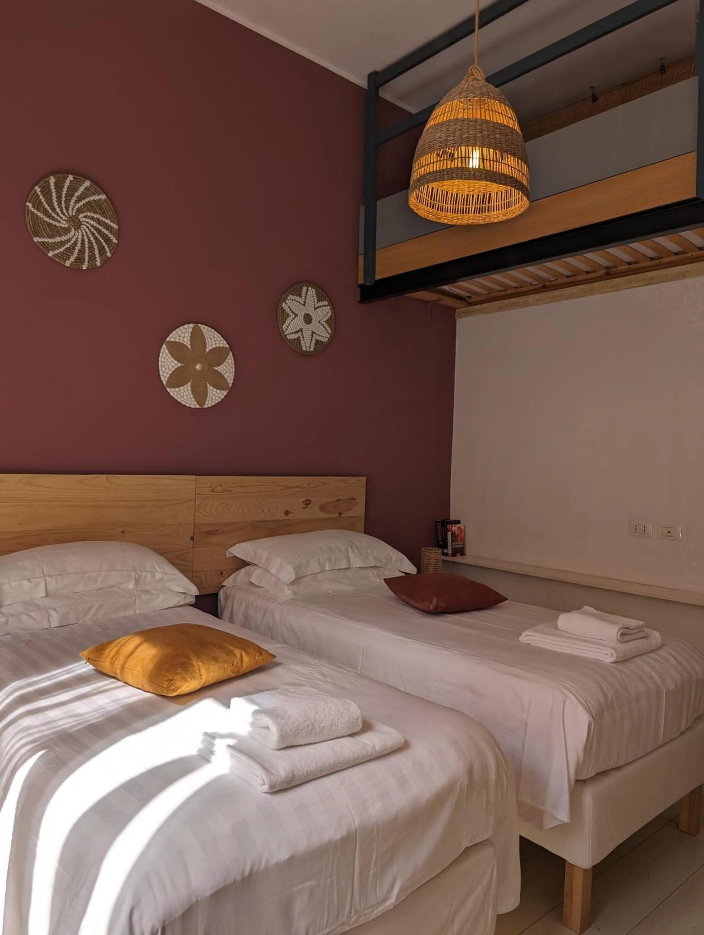 Bedroom, Bed in Flatinrome Trastevere 2 - Jacuzzi in Trastevere