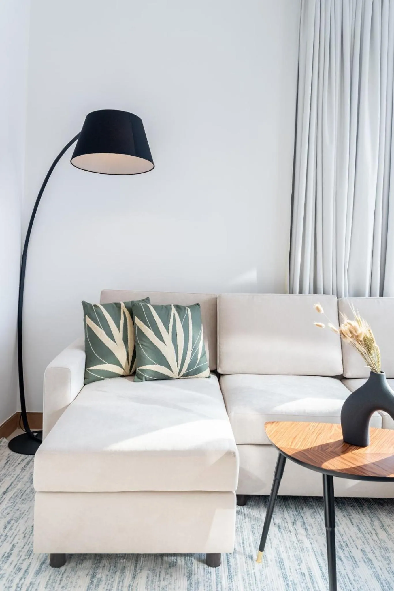 Living room in Welcome Home Apartments - VIDA Marina - Full Marina view - High Floor