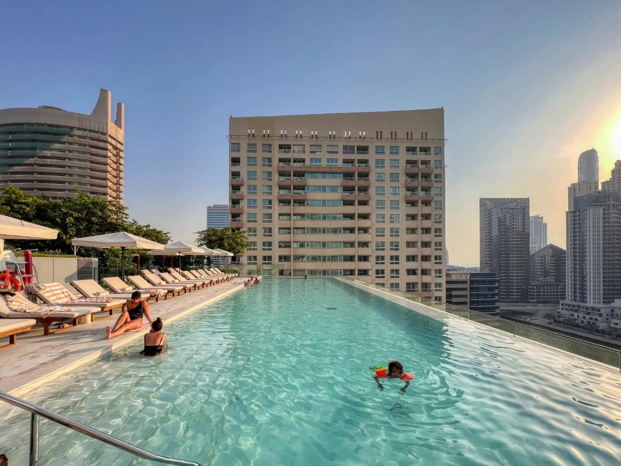 Swimming pool in Welcome Home Apartments - VIDA Marina - Full Marina view - High Floor