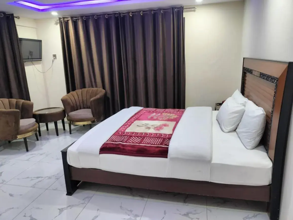 Unique Heights Unique Heights