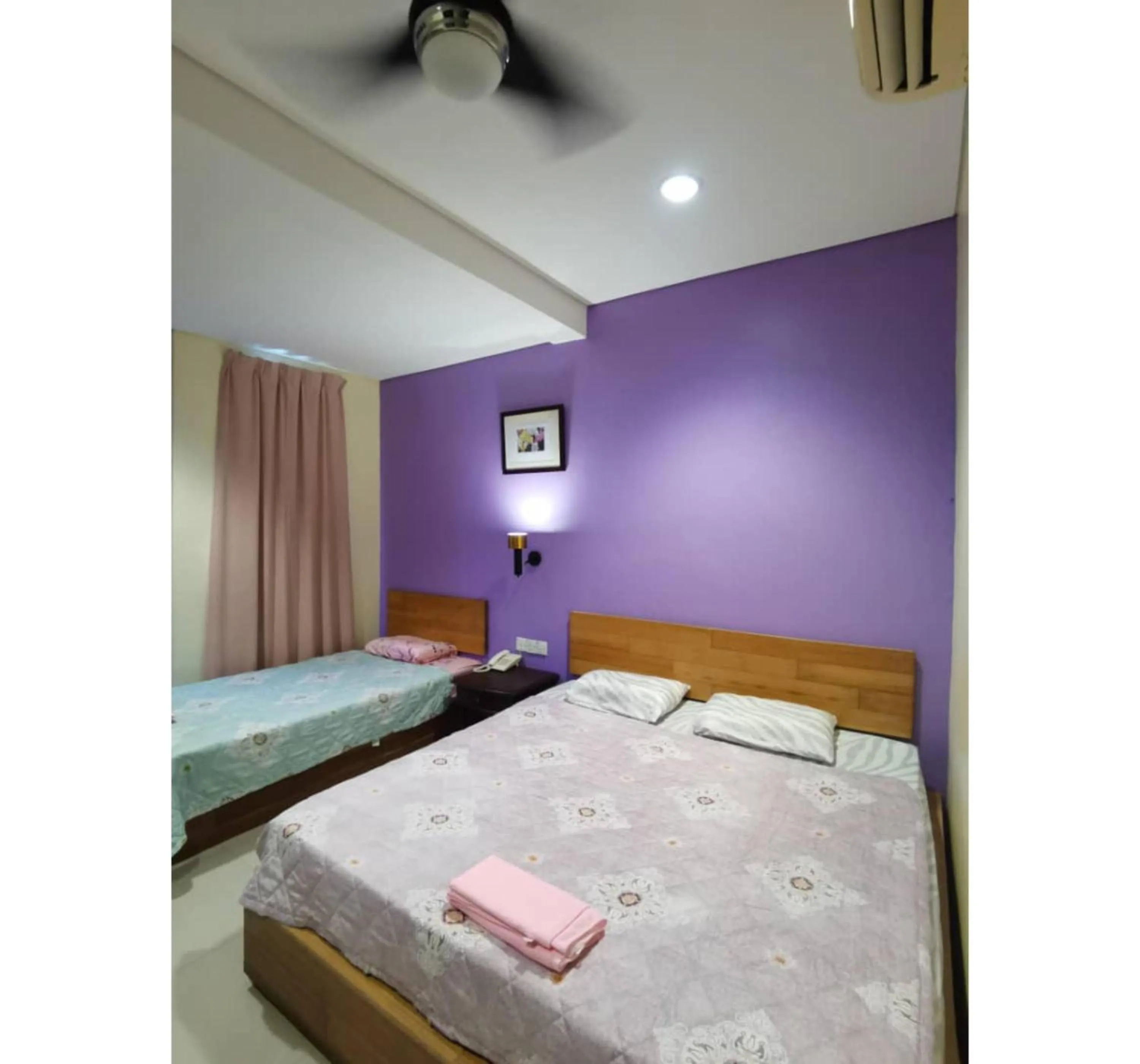 Bed in Hotel O Pavilion Inn Hotel