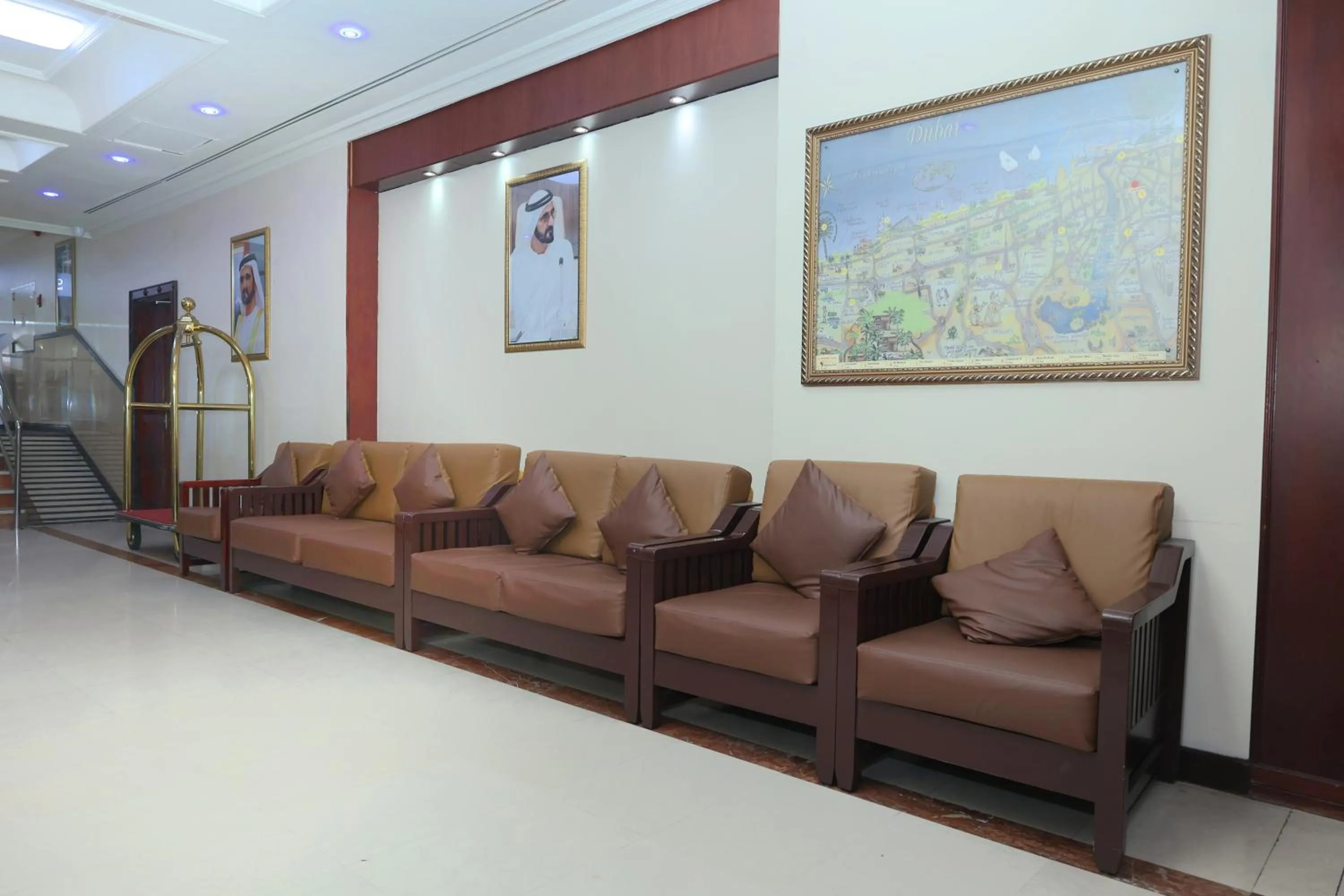 Seating area in Claridge Hotel