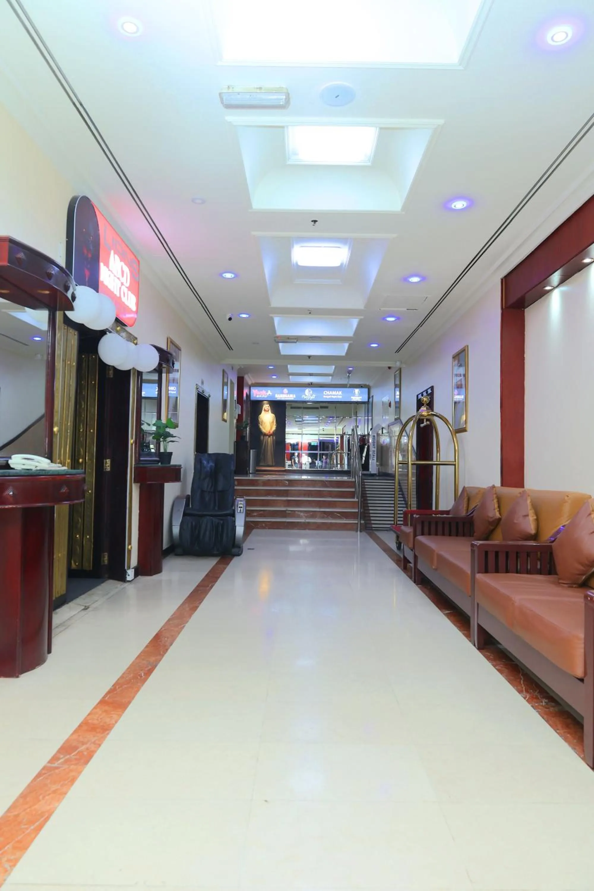 Lobby or reception in Claridge Hotel