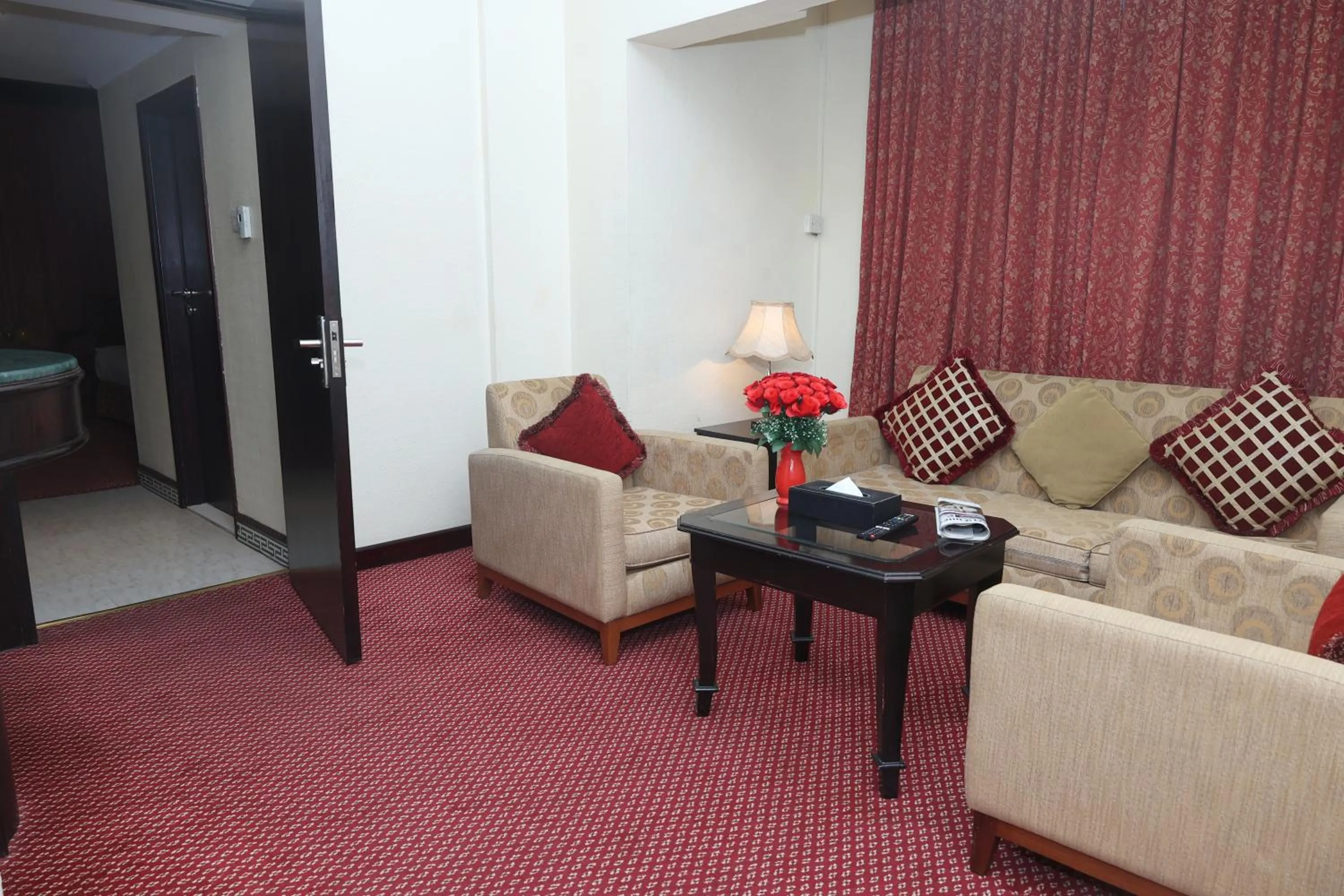 Living room in Claridge Hotel