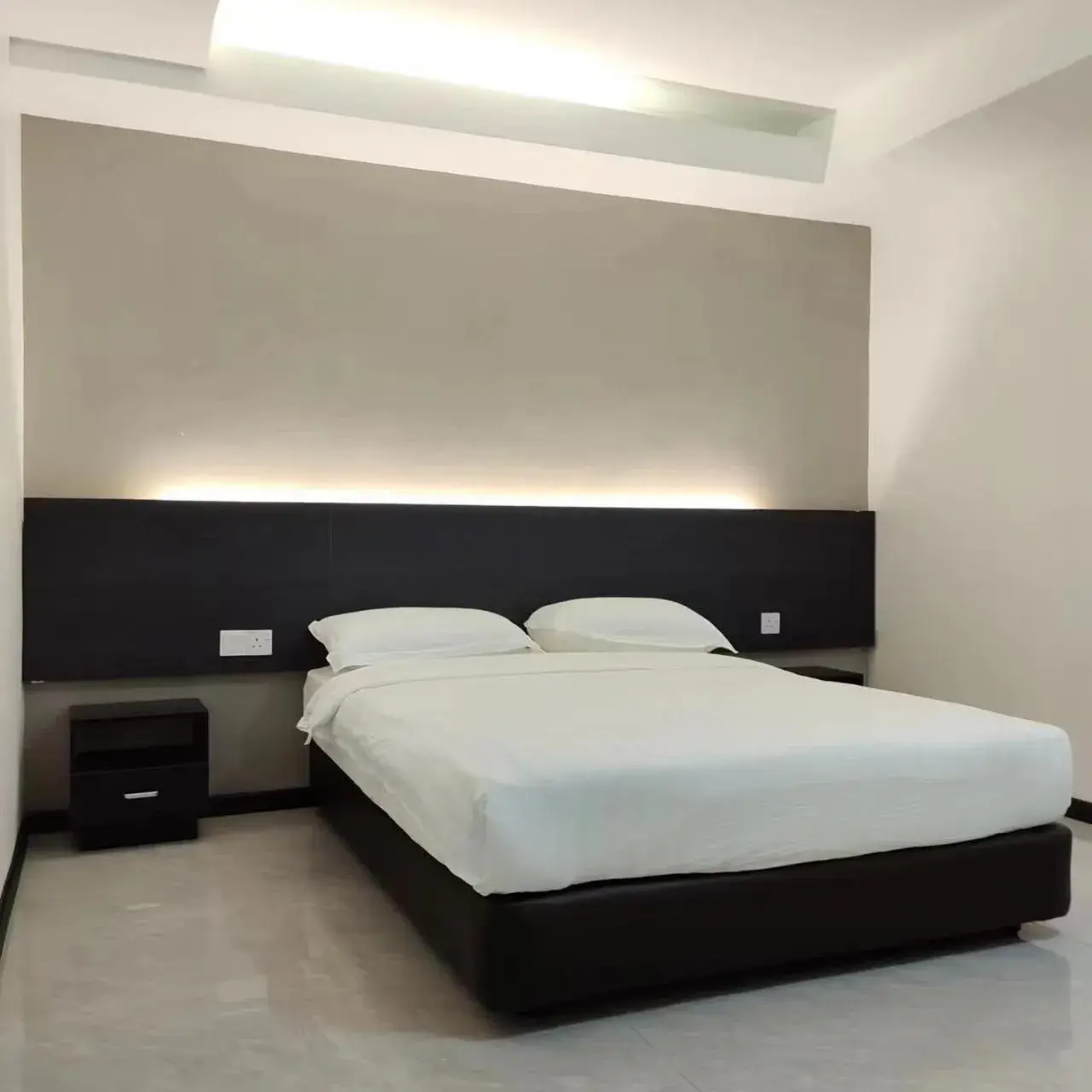 Double Room with Private Bathroom in Comfort Inn Salim Double Room with Private Bathroom in Comfort Inn Salim