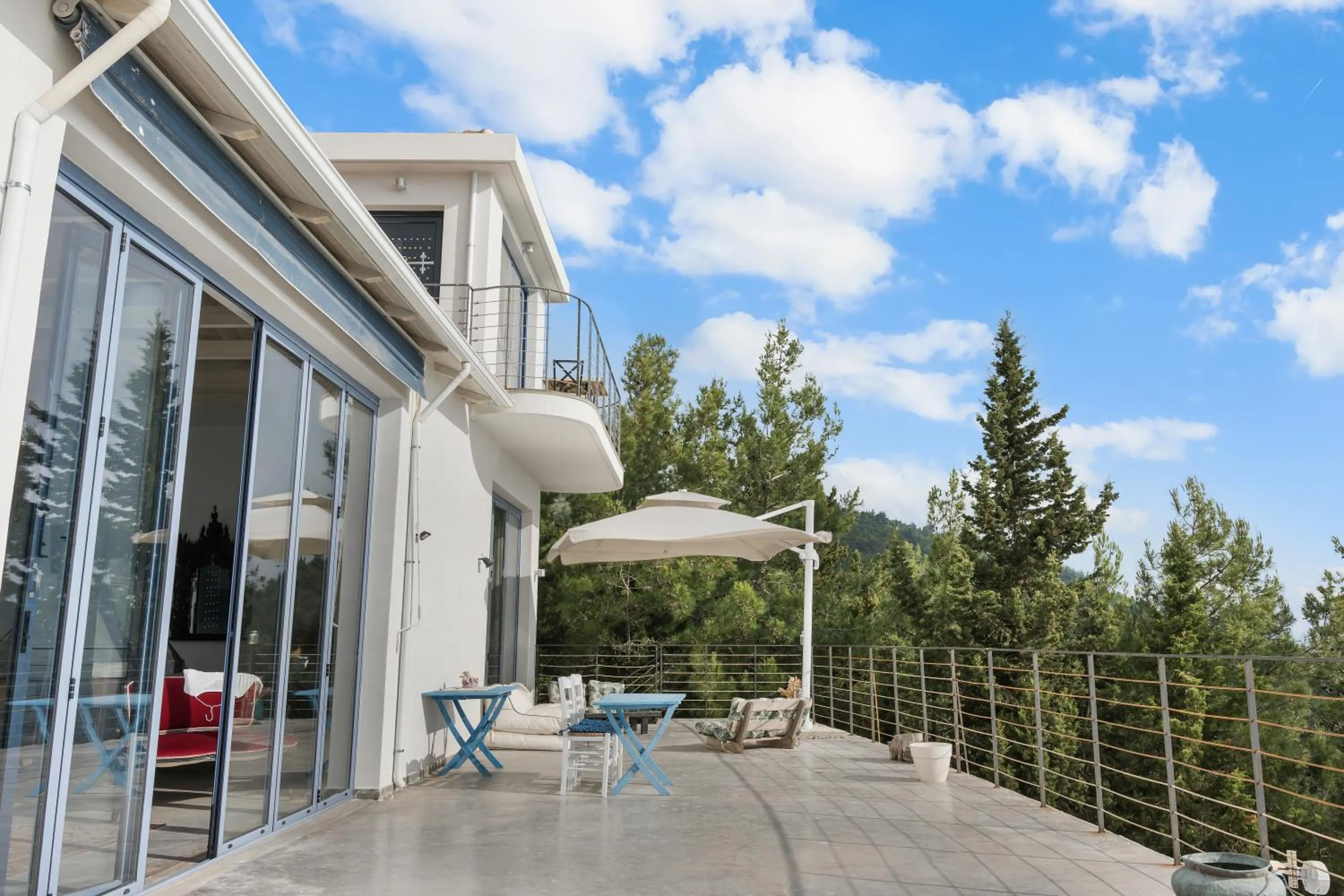 Property building in Serenity Boutique Suites