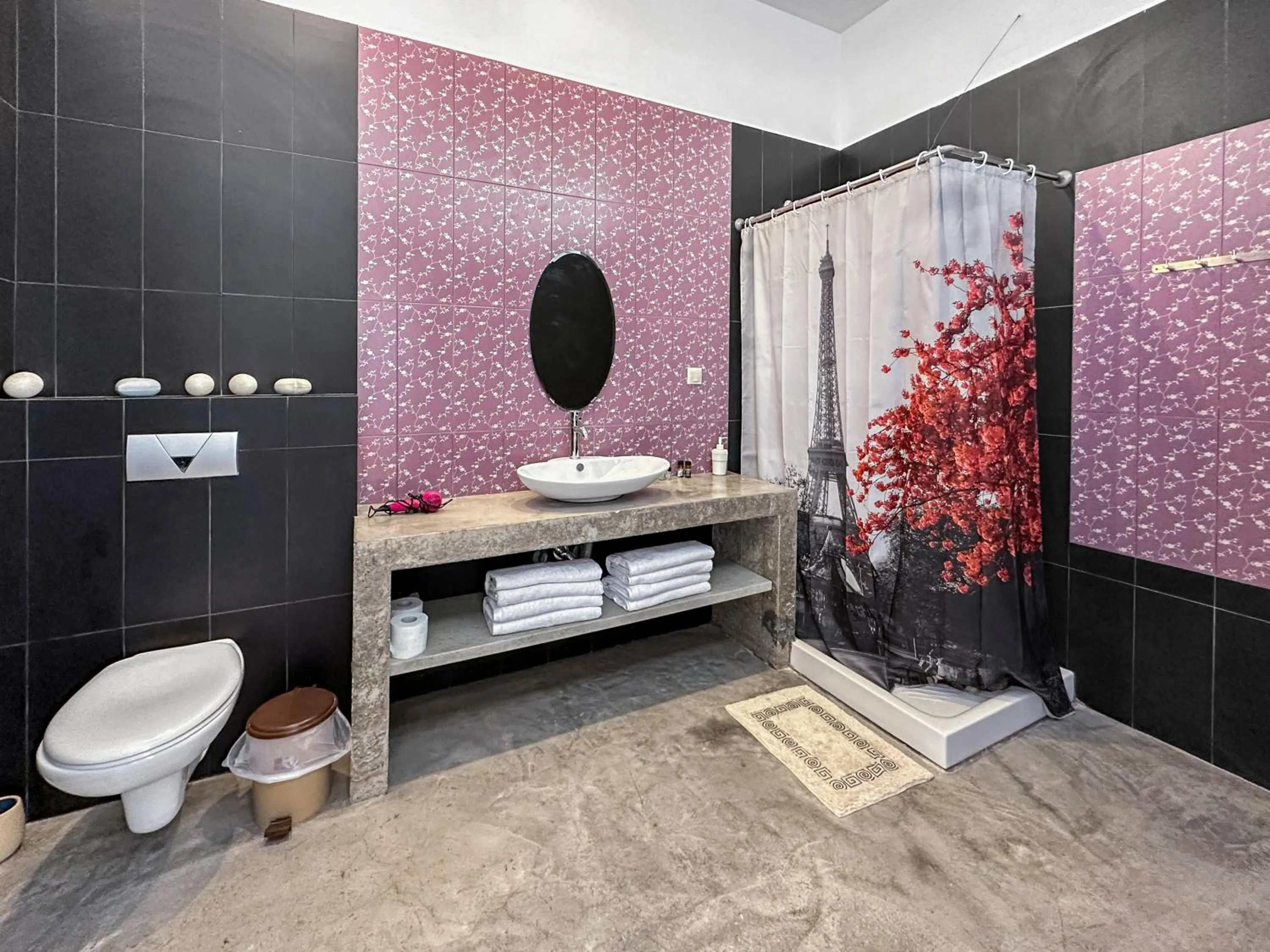 Shower in Serenity Boutique Suites