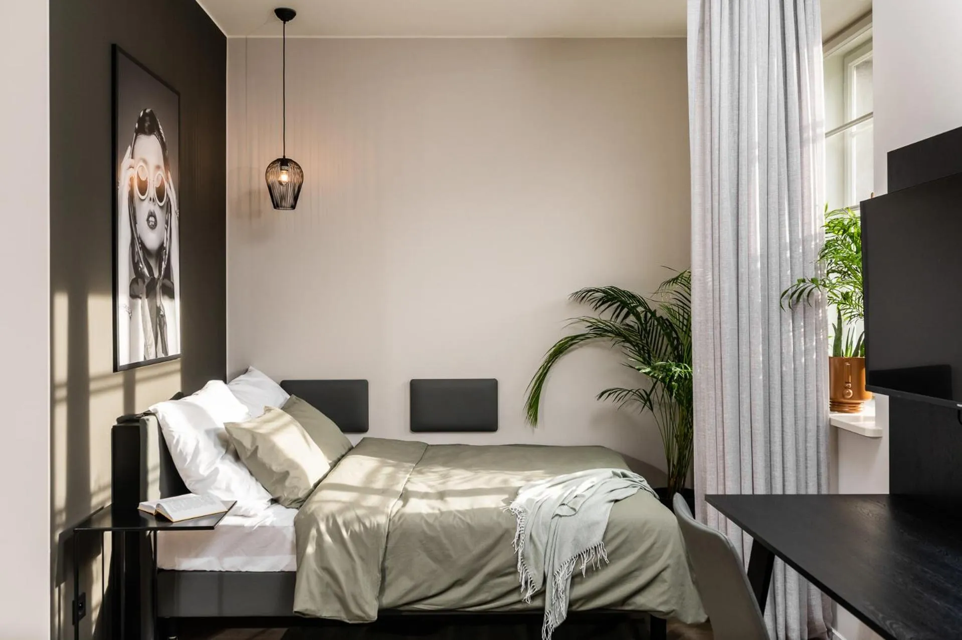 Bed in MILESTONE Krakow Center Premium Living by Tribera