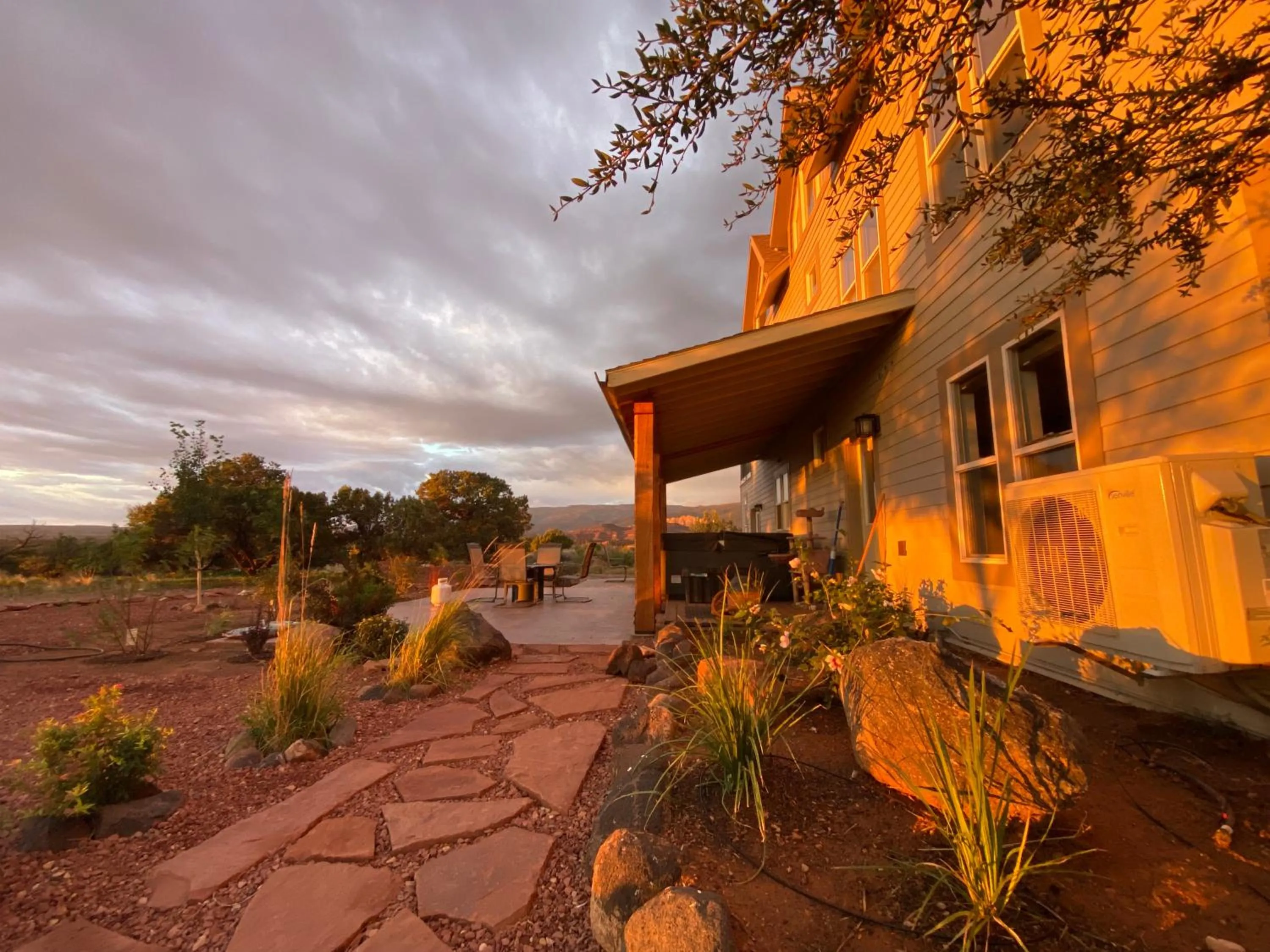 Natural landscape in SkyRidge Inn