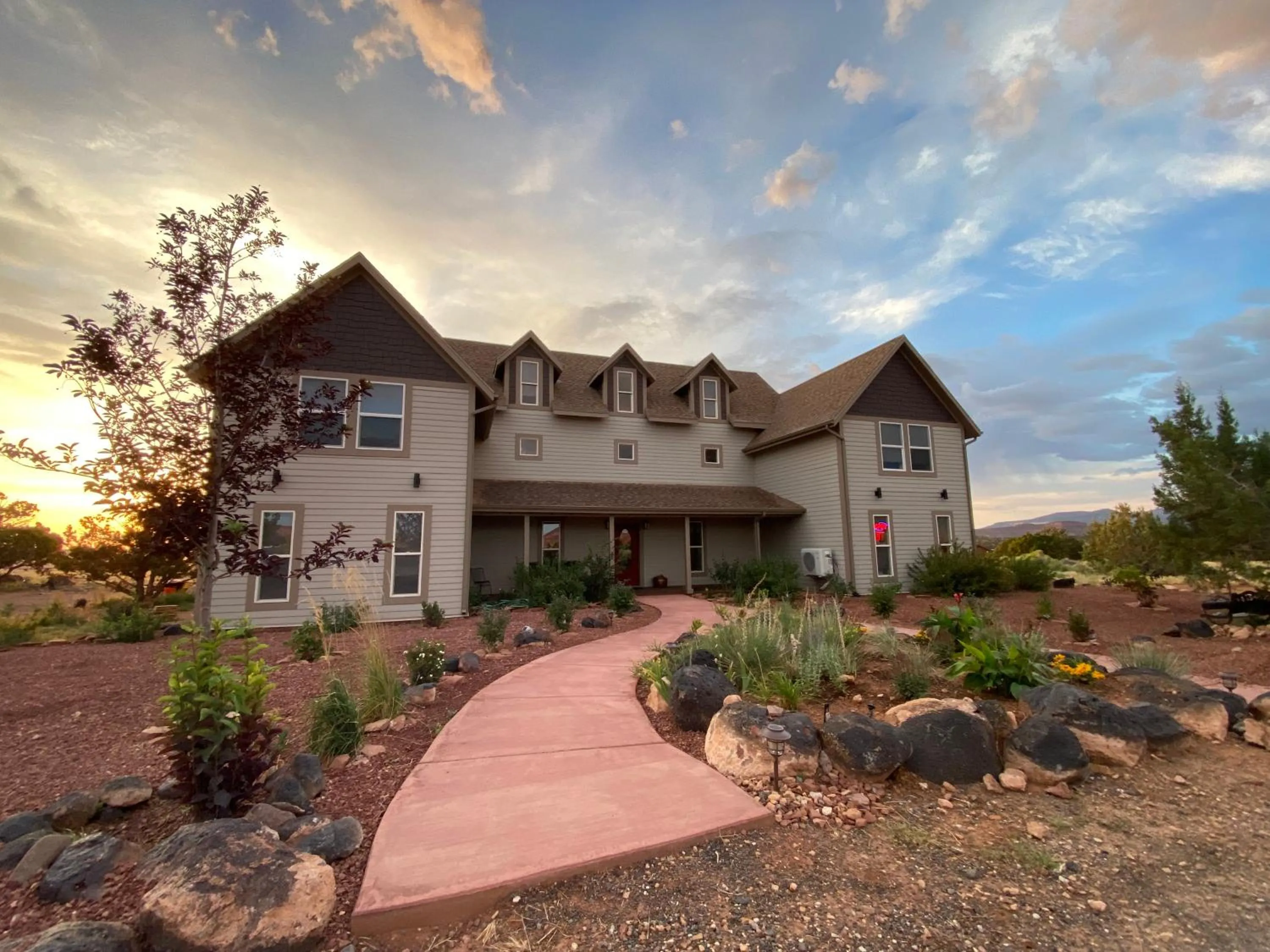 Property building in SkyRidge Inn