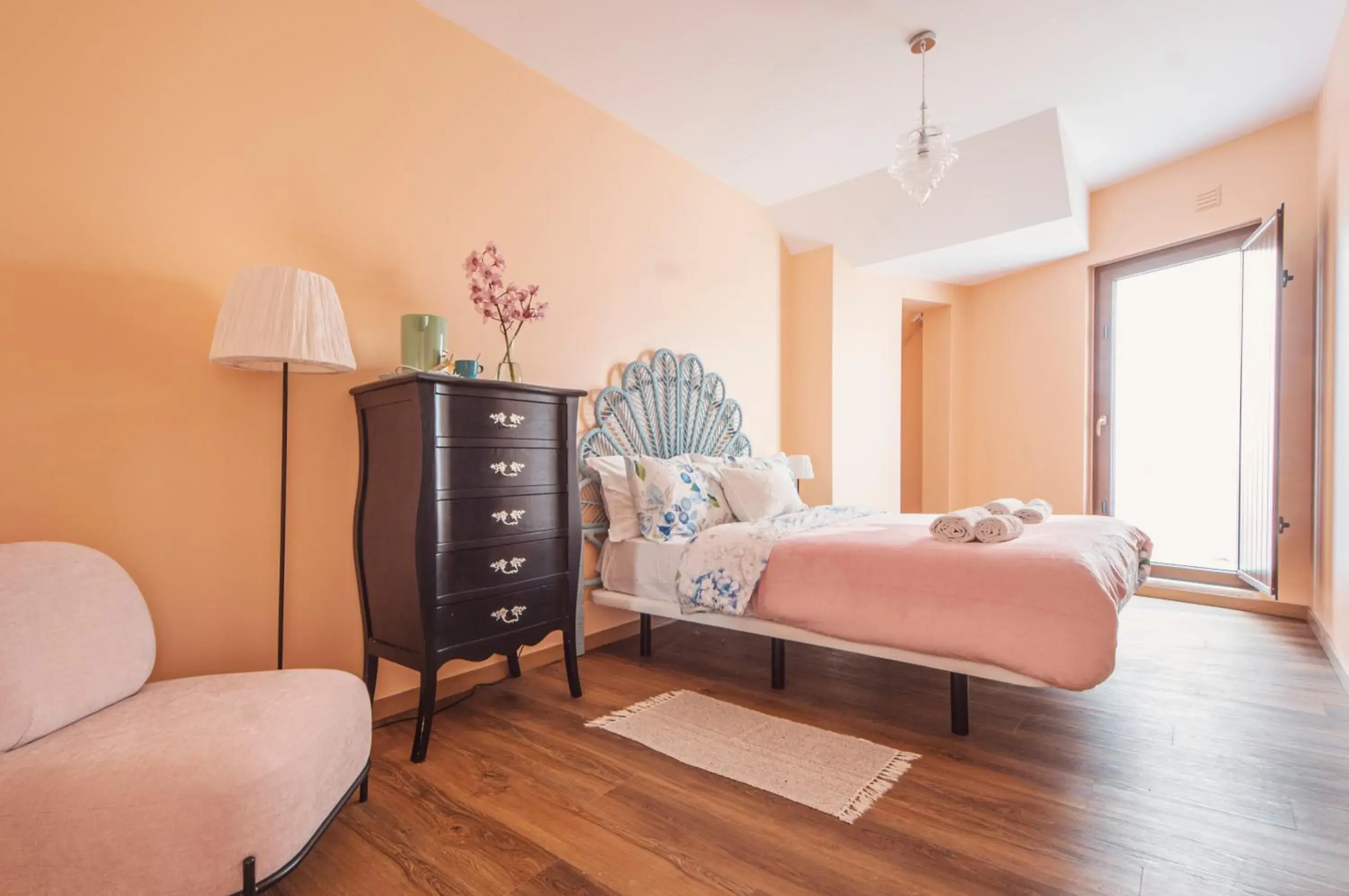 Double Room with Private Bathroom in Sunlight House Double Room with Private Bathroom in Sunlight House