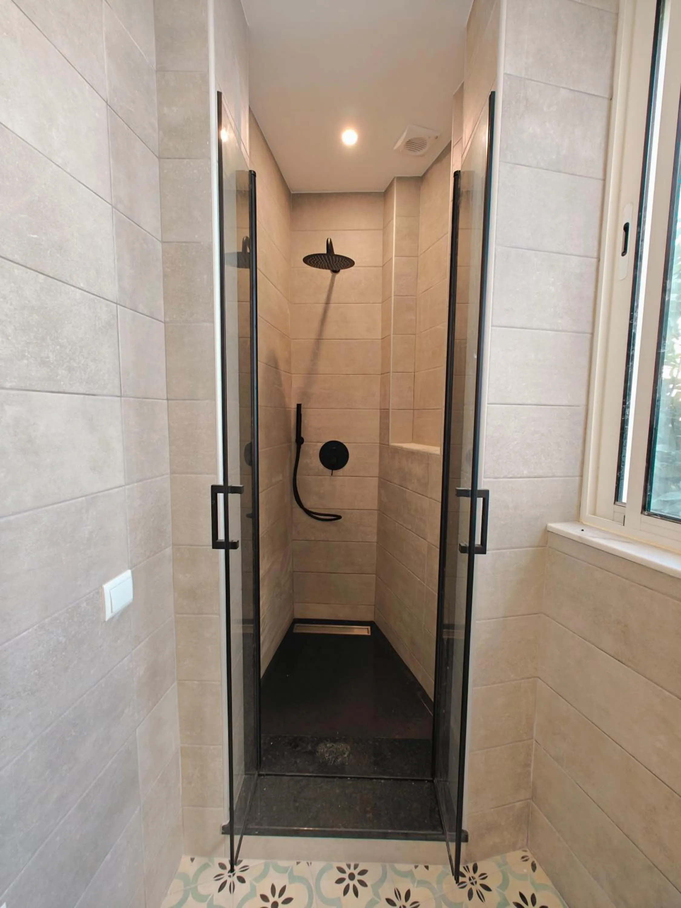 Bathroom in Sunlight House