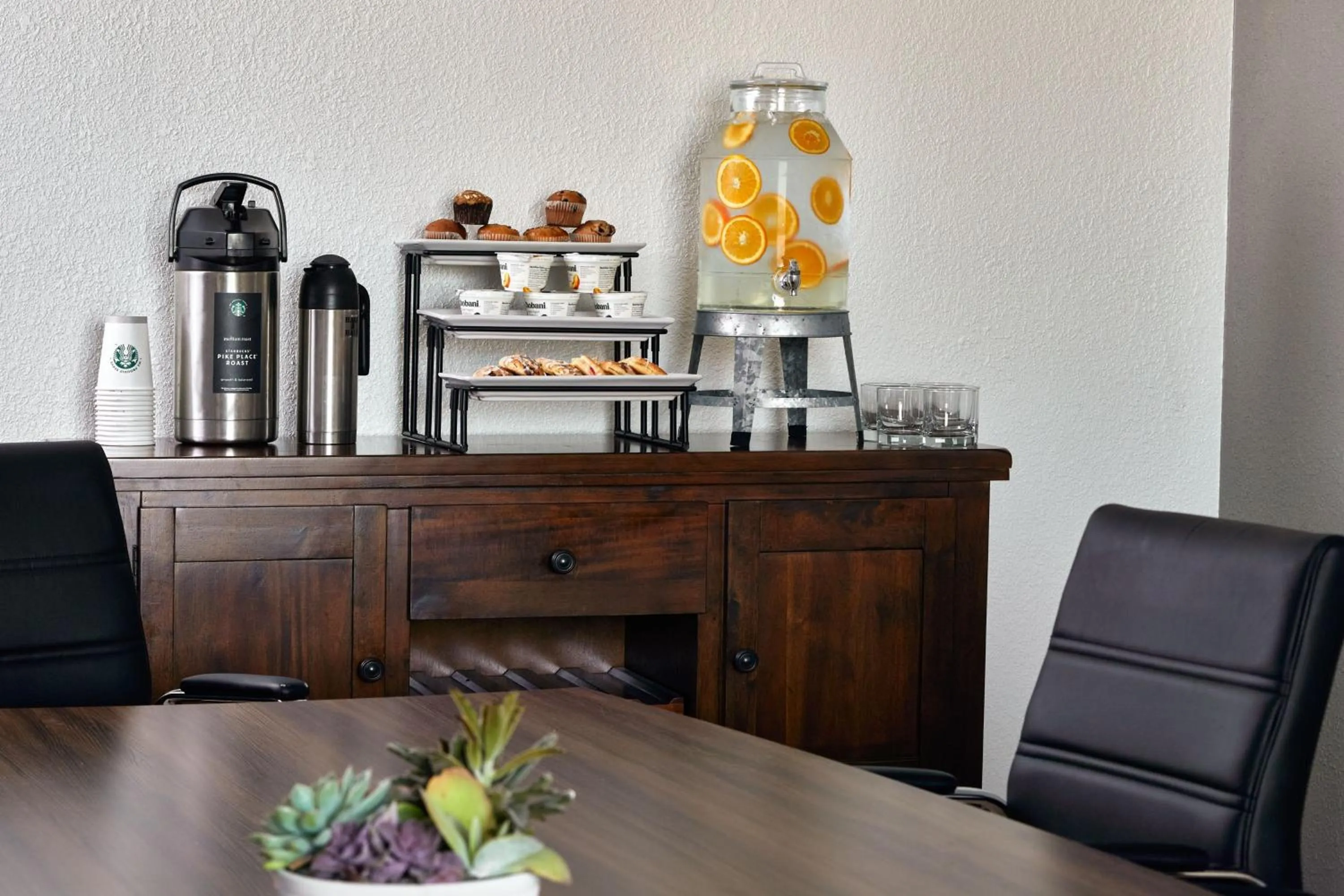 Meeting/conference room in Courtyard by Marriott St. Petersburg Clearwater/Madeira Beach