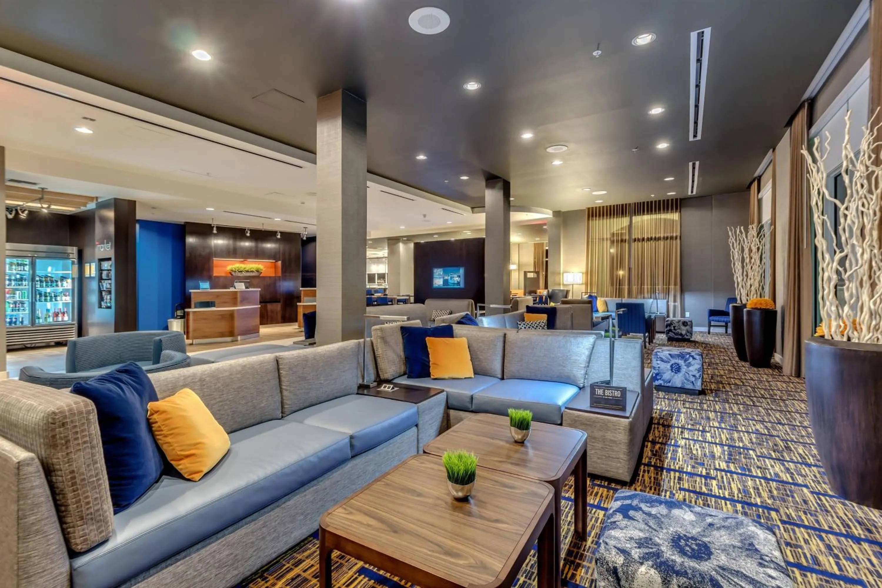 Lobby or reception in Courtyard by Marriott St. Petersburg Clearwater/Madeira Beach