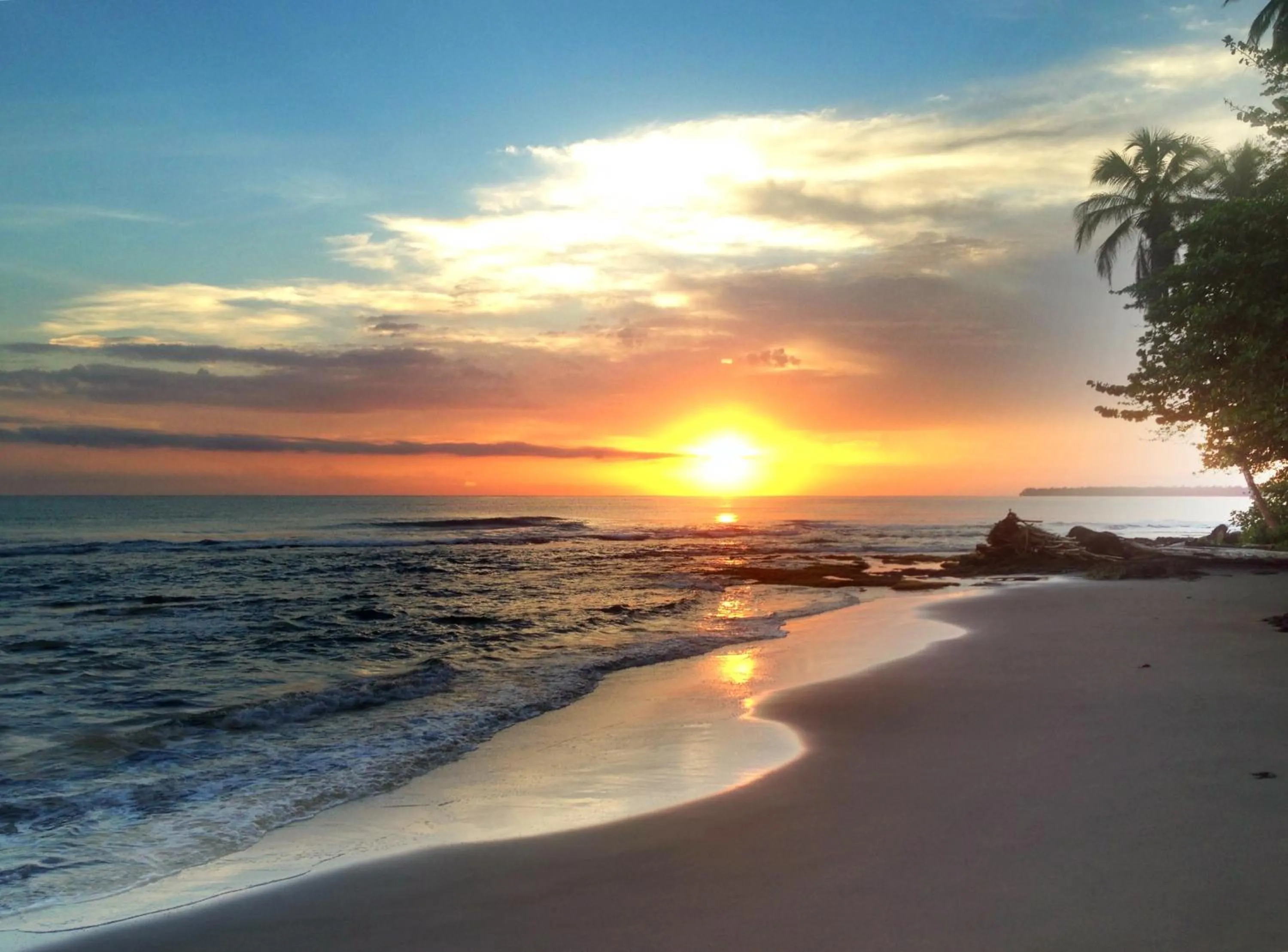 Beach in La Diosa Nature Lodge
