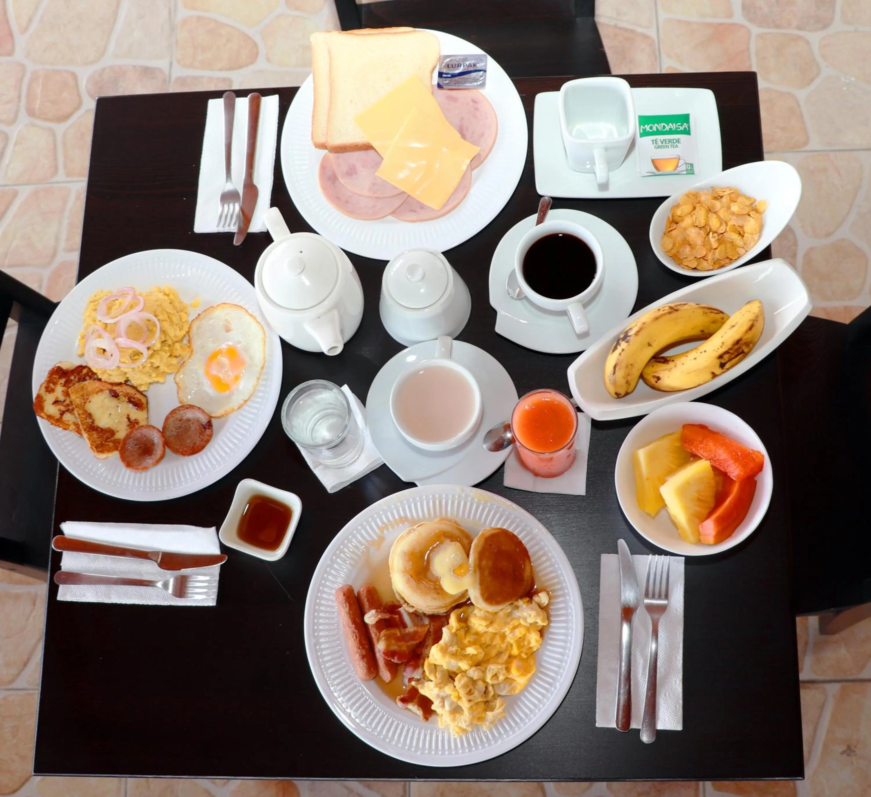 Breakfast in Hotel Merey