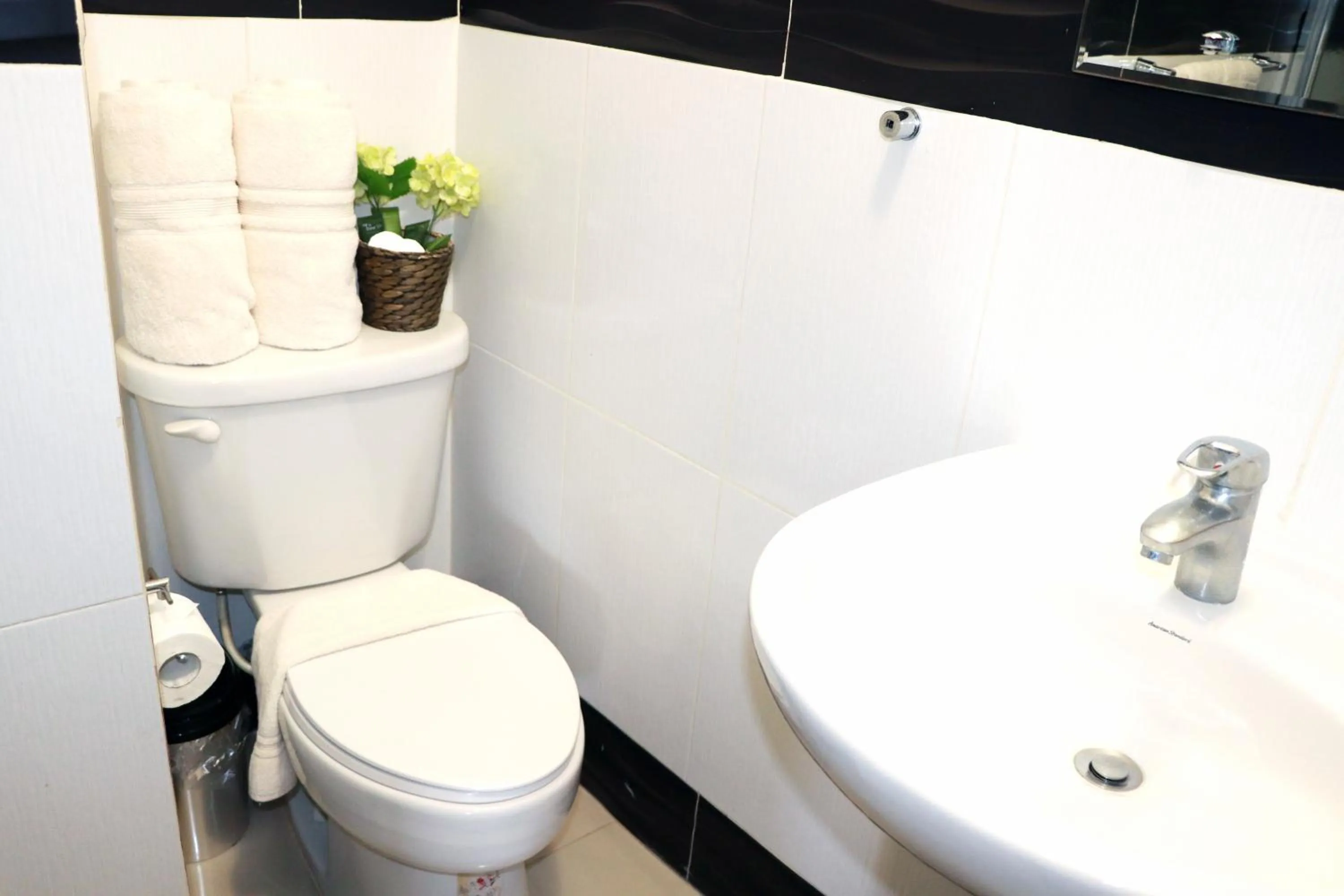 Bathroom in Hotel Merey