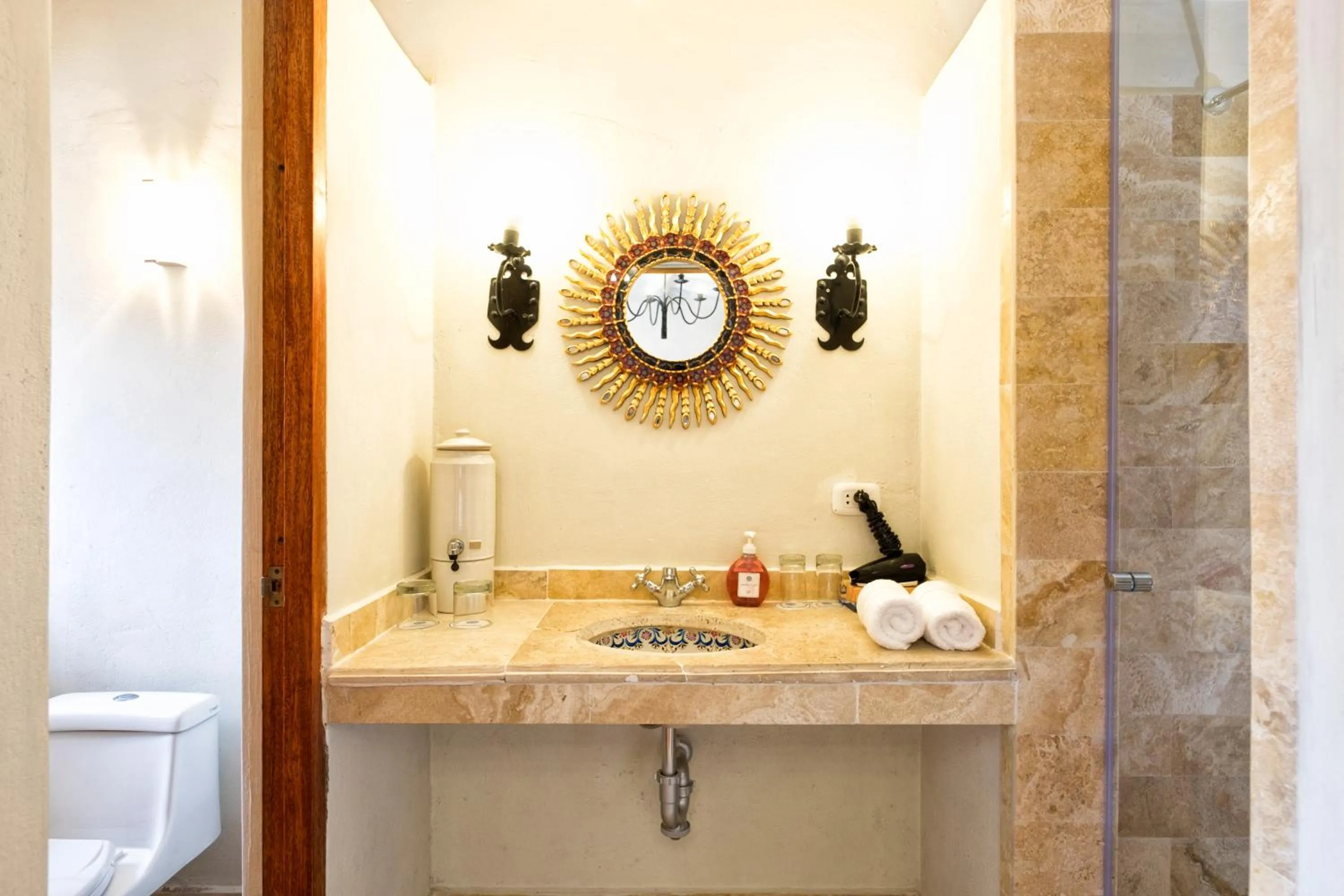 Bathroom in Palacio Manco Capac by Ananay Hotels