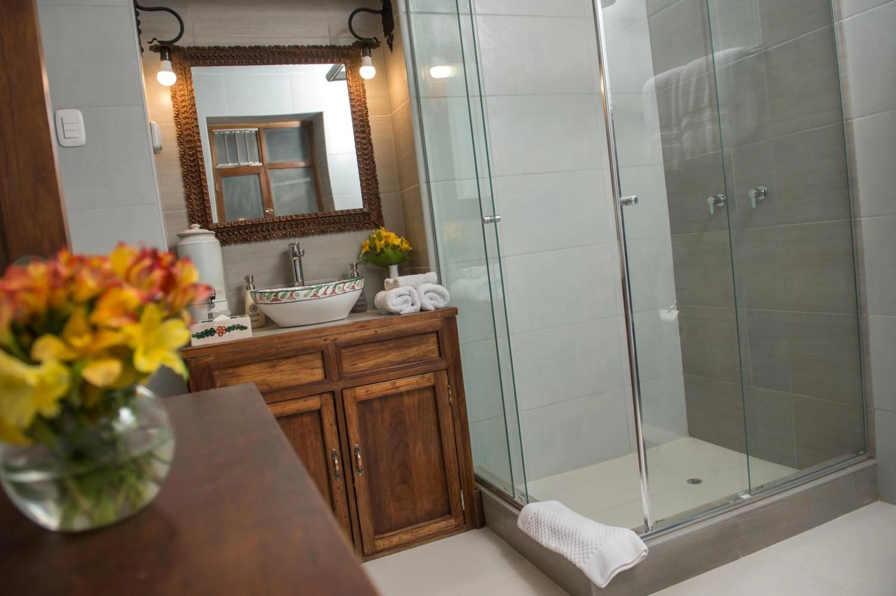 Bathroom in Palacio Manco Capac by Ananay Hotels