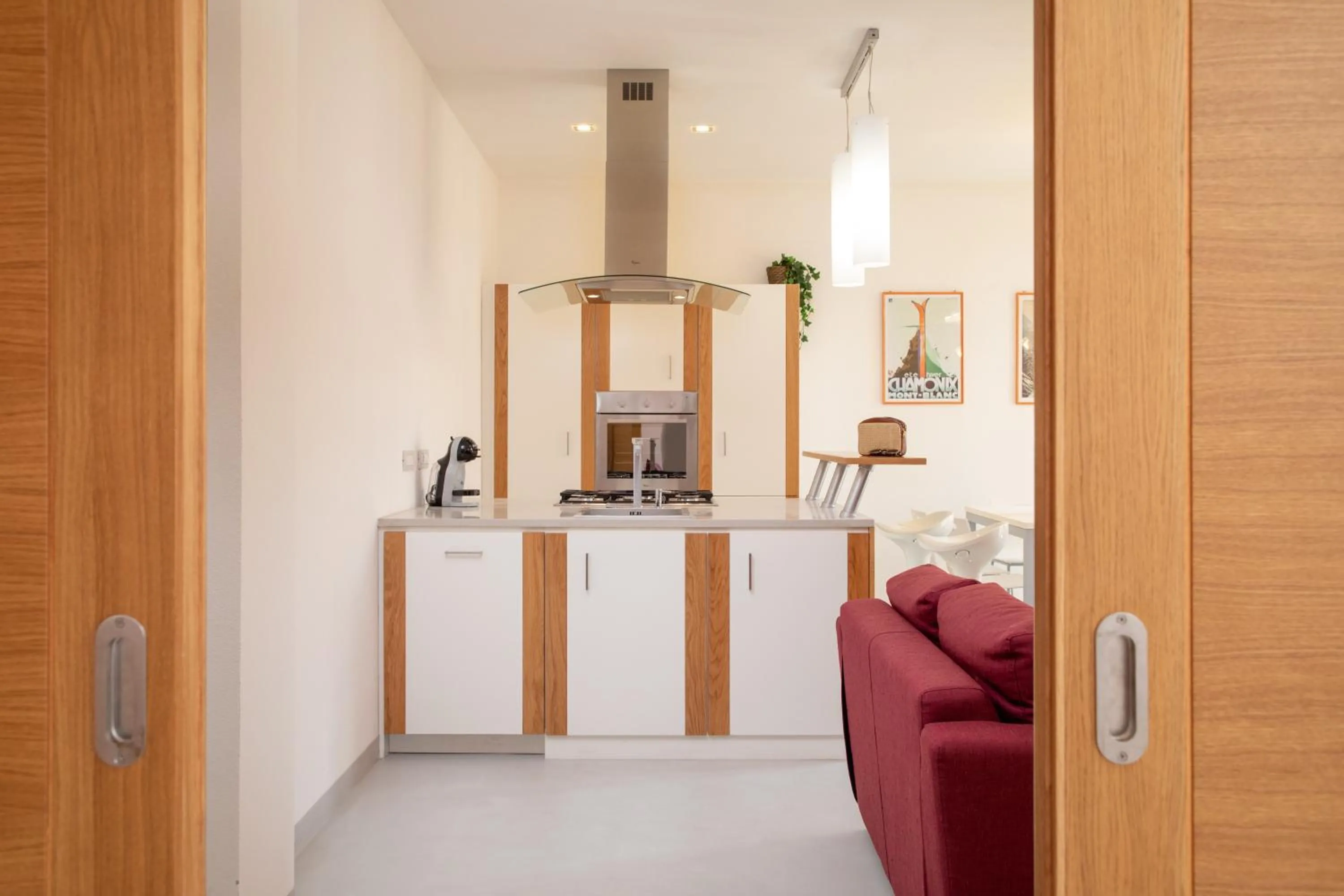 Old Charm - Seaview Apartment