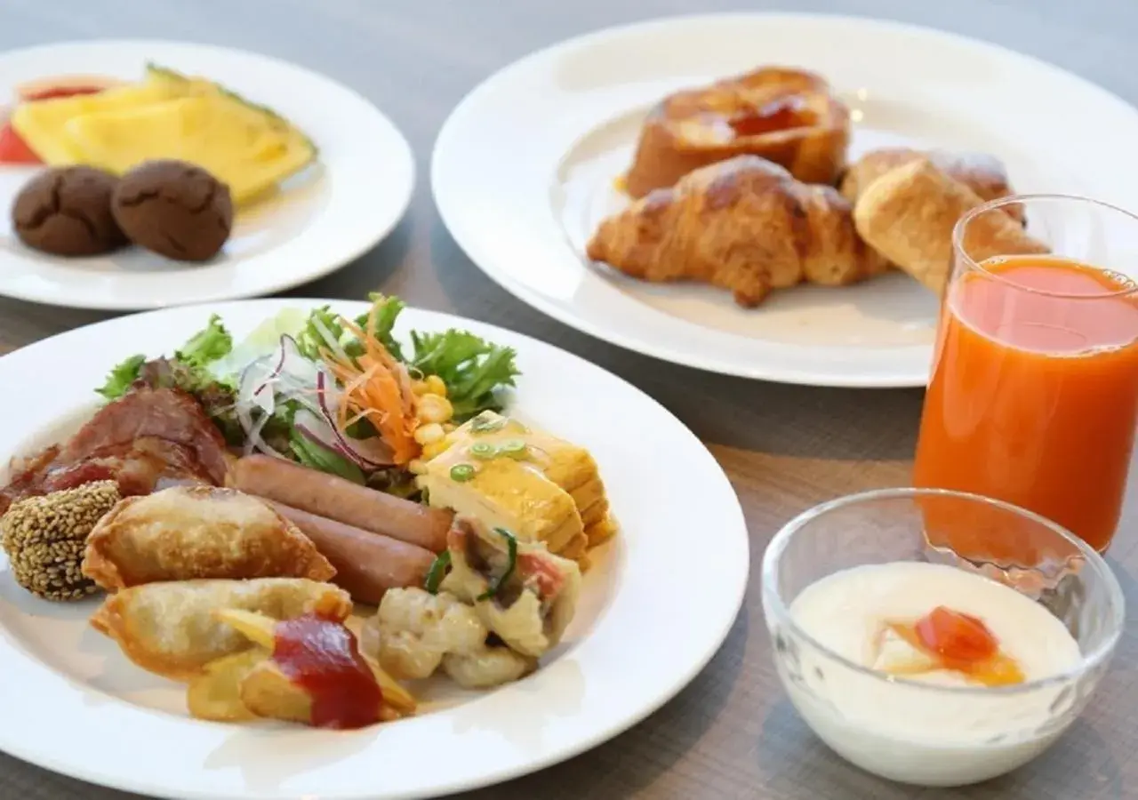 Restaurant/places to eat in Best Western Okinawa Onna Beach Restaurant/places to eat in Best Western Okinawa Onna Beach