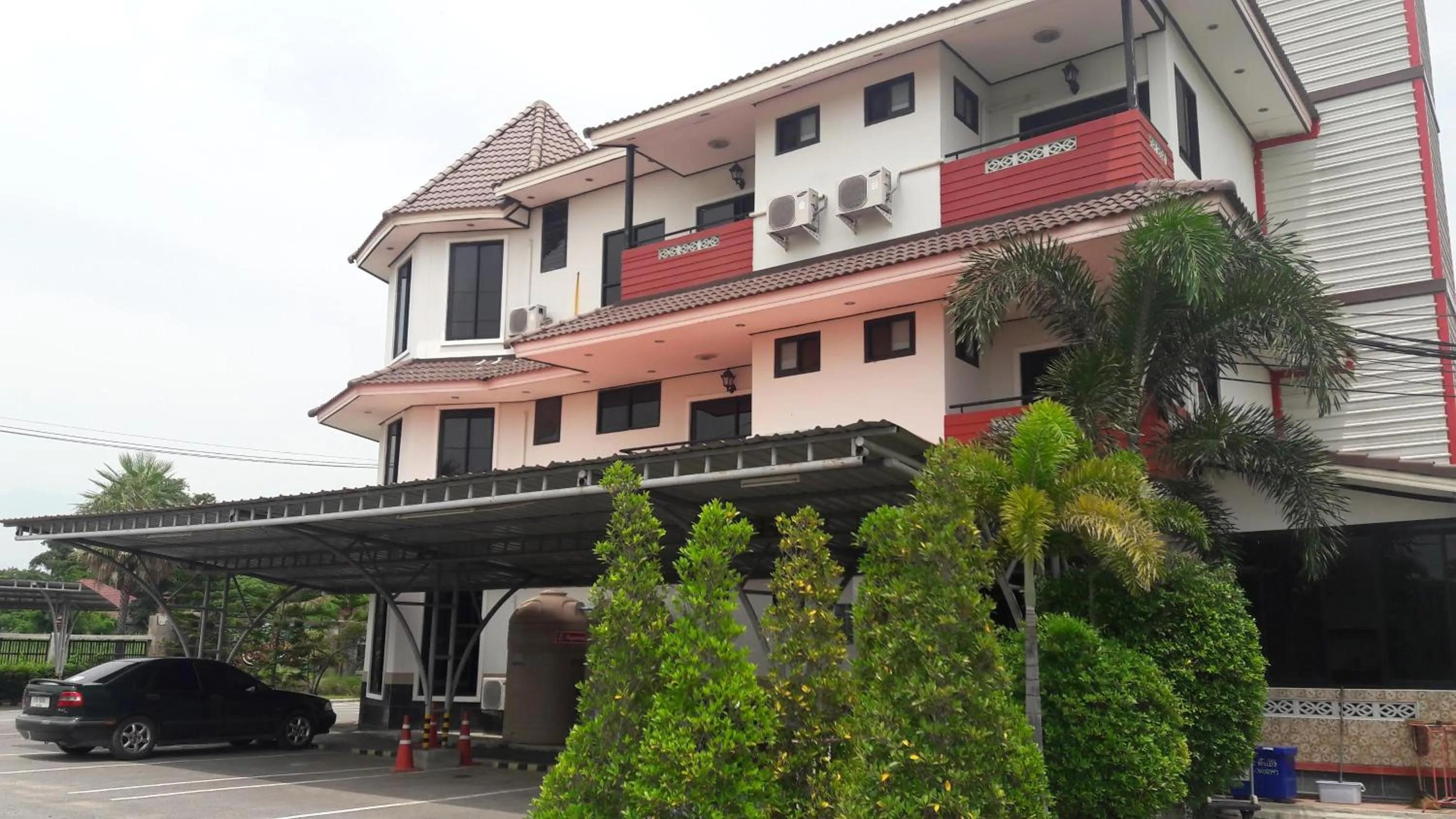 Property building in Tokyo Country Inn