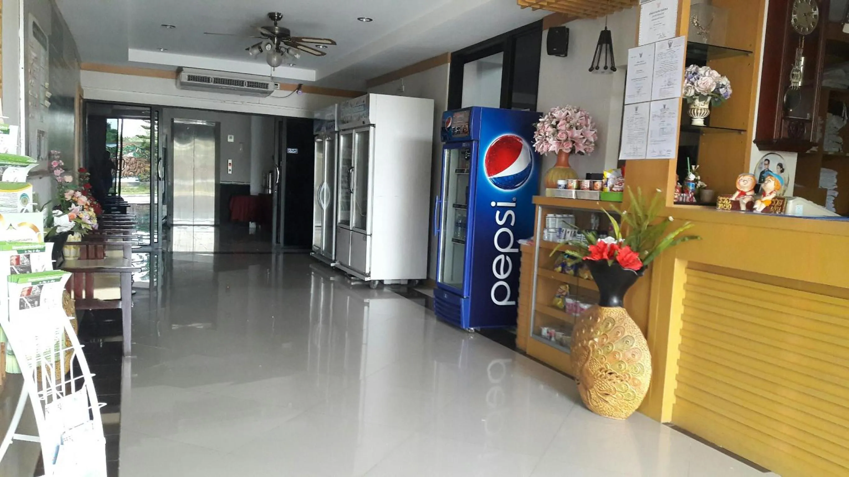 Lobby or reception in Tokyo Country Inn