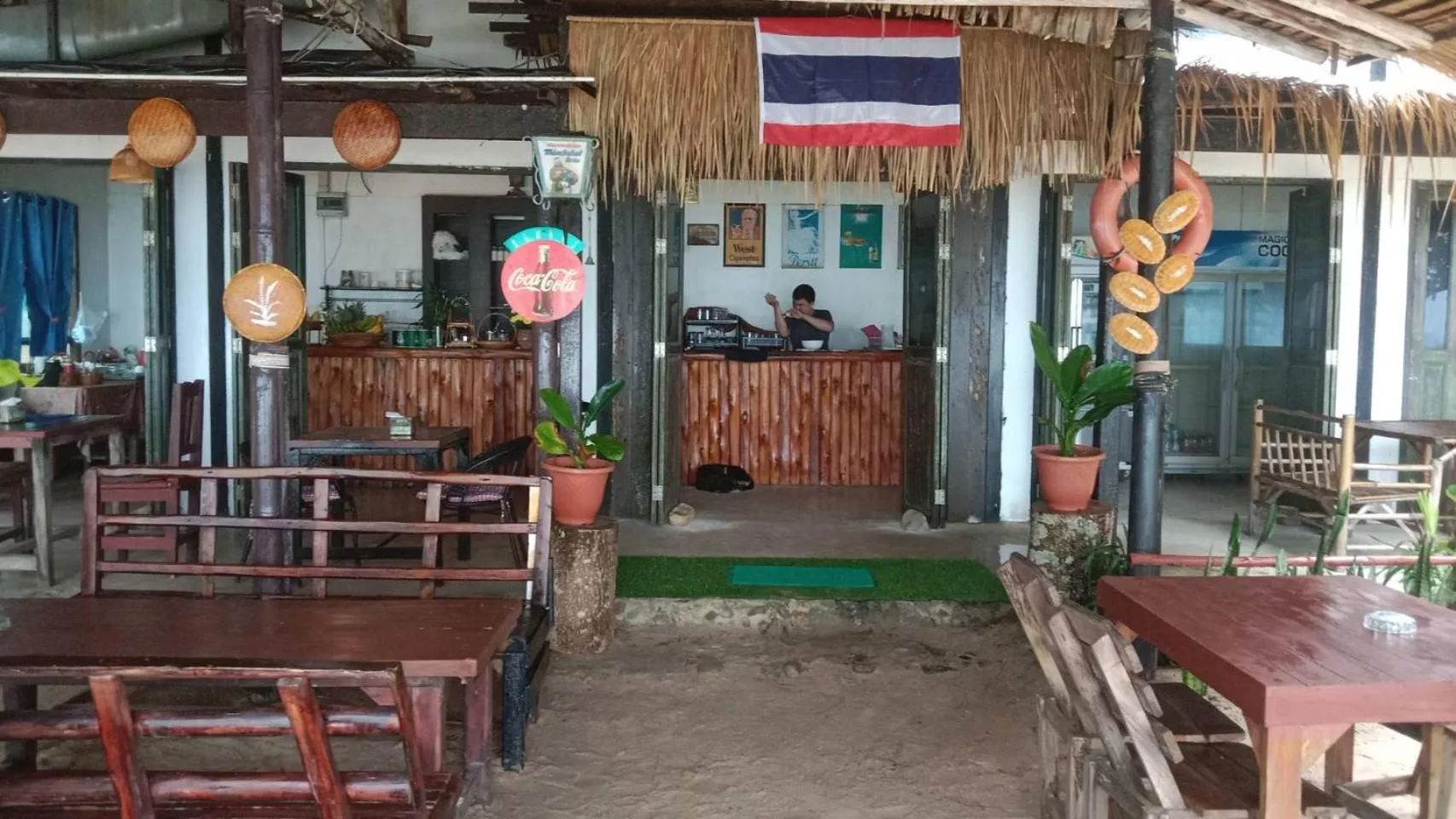 Restaurant/places to eat in Bangbaobeach Resort