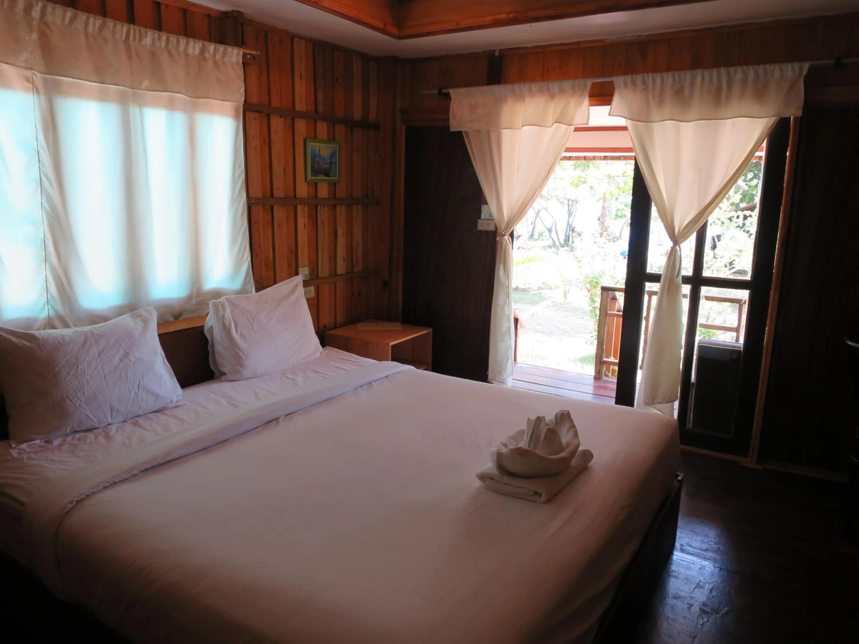 Bed in Bangbaobeach Resort