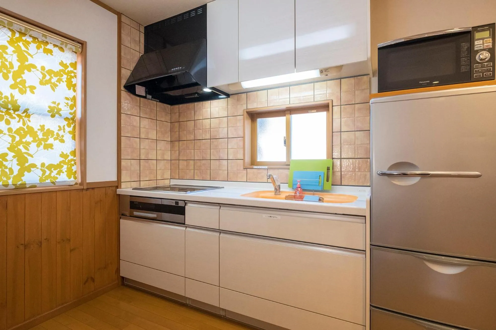 Kitchen or kitchenette in Villa Ensoleille